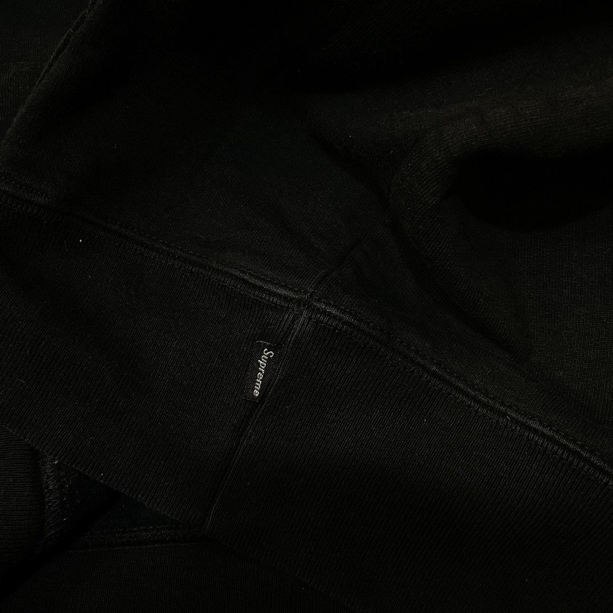Supreme SUPREME LOGO S DEVIL FW22 Size US S / EU 44-46 / 1 - 8 Thumbnail