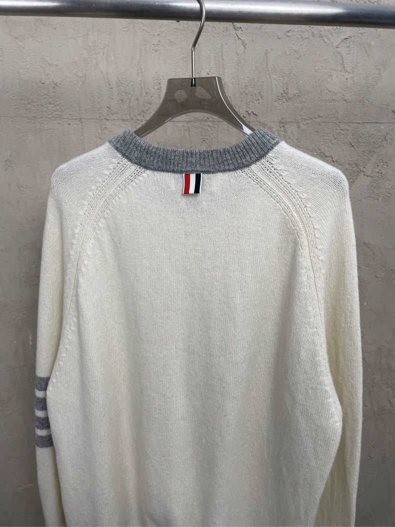 Thom Browne Thom browne Beige four-striped wool sweater 2504-Nextarrow Size US M / EU 48-50 / 2 - 4 Thumbnail