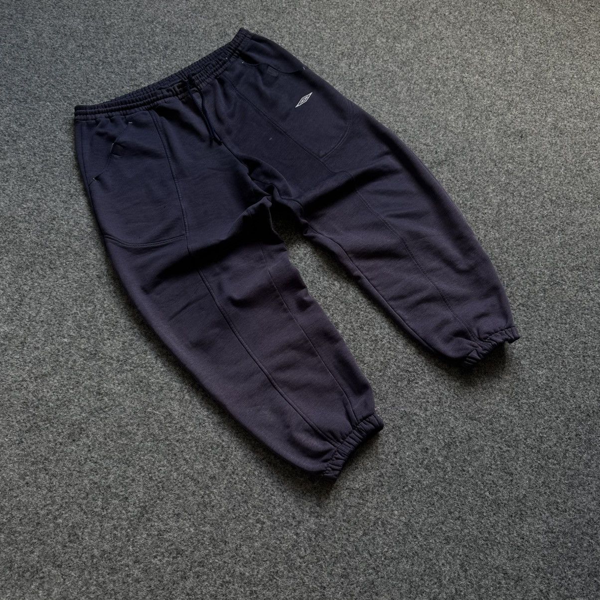 Umbro VTG Umbro Joggers Size L Trashed Sun Fades Y2K 00s USA Hype Size US 36 / EU 52 - 1 Thumbnail