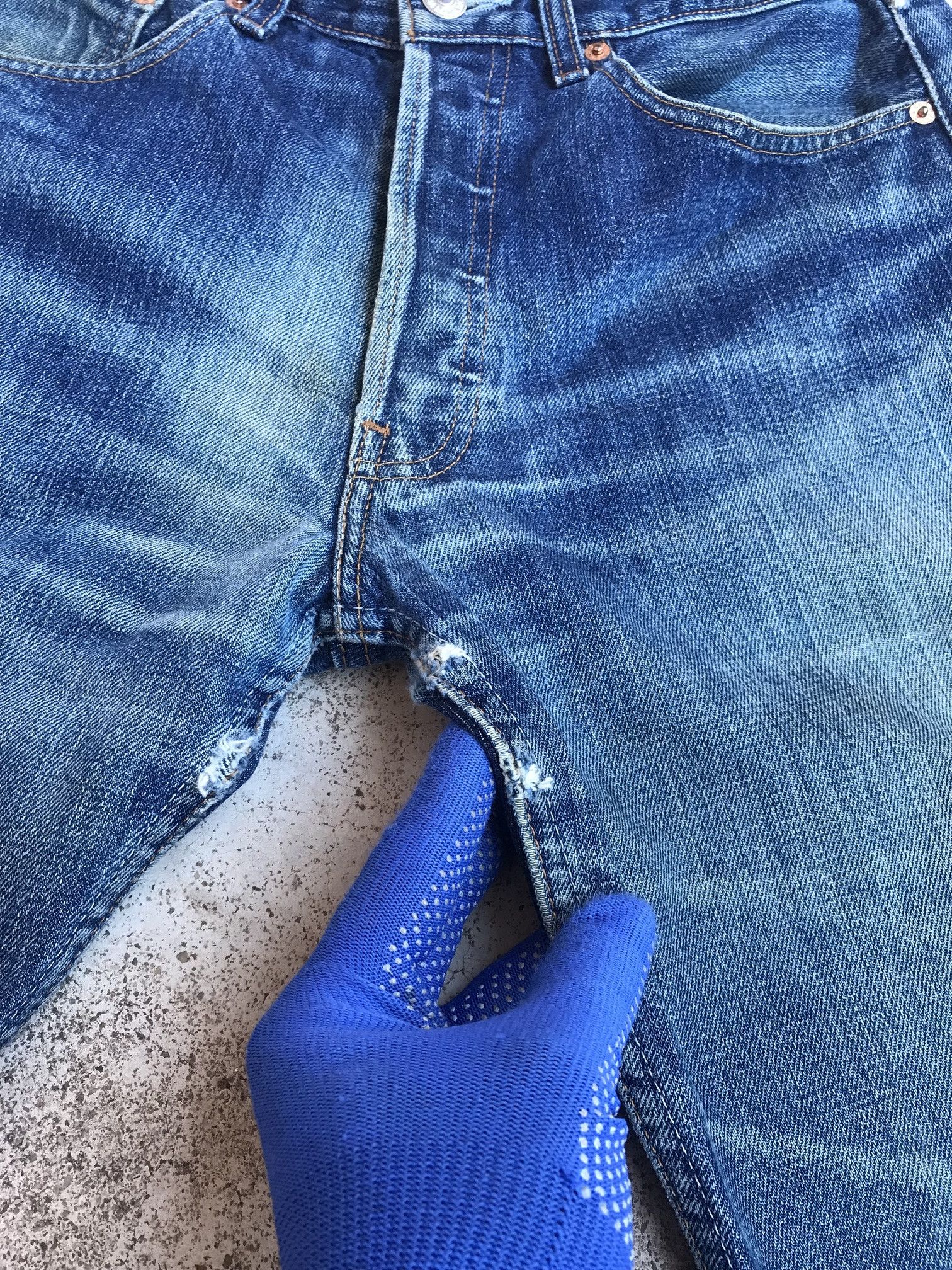 Levi's Vintage Levis 501 distressed ripped bluewash japan W30x28.5 Size US 30 / EU 46 - 7 Thumbnail