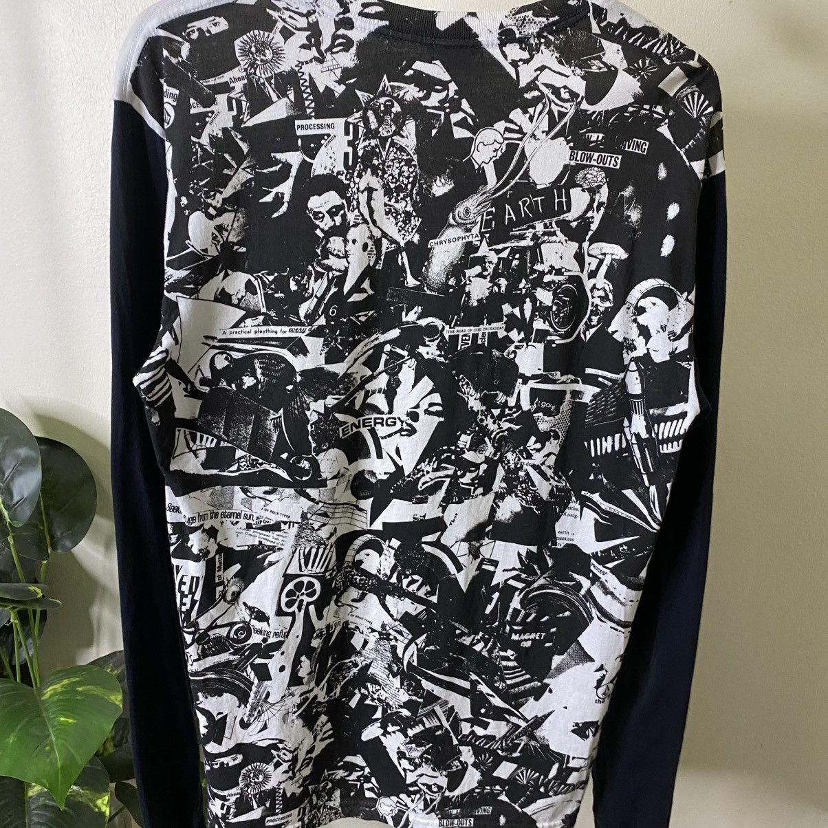 Volcom Vintage Y2K Volcom Skateboard Overprint LS Skater T Shirt Size US M / EU 48-50 / 2 - 2 Thumbnail