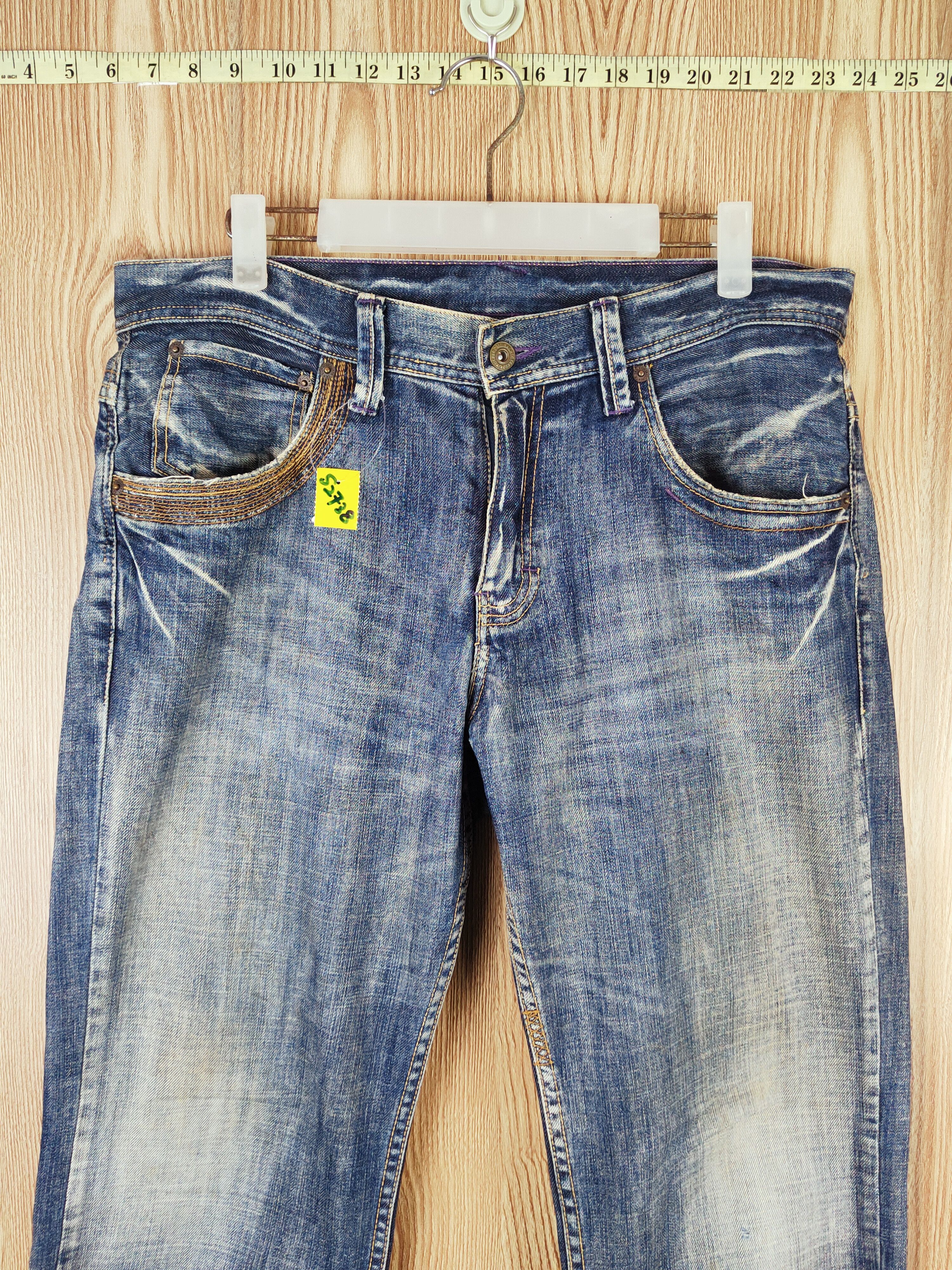 Takeo Kikuchi Takeo Kikuchi Dark Blue Faded Distressed Ripped Jeans #S2738 Size US 34 / EU 50 - 2 Thumbnail