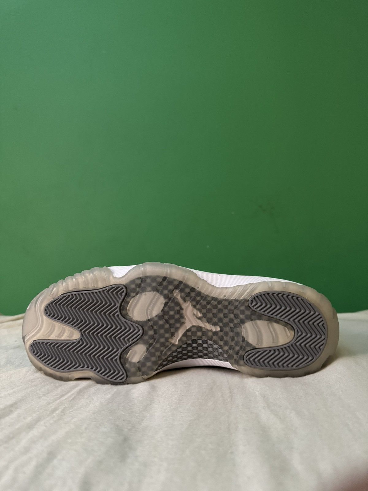 Jordan Brand Nike Air Jordan 11 Low Cool Grey 2018 Size US 11 / EU 44 - 5 Thumbnail