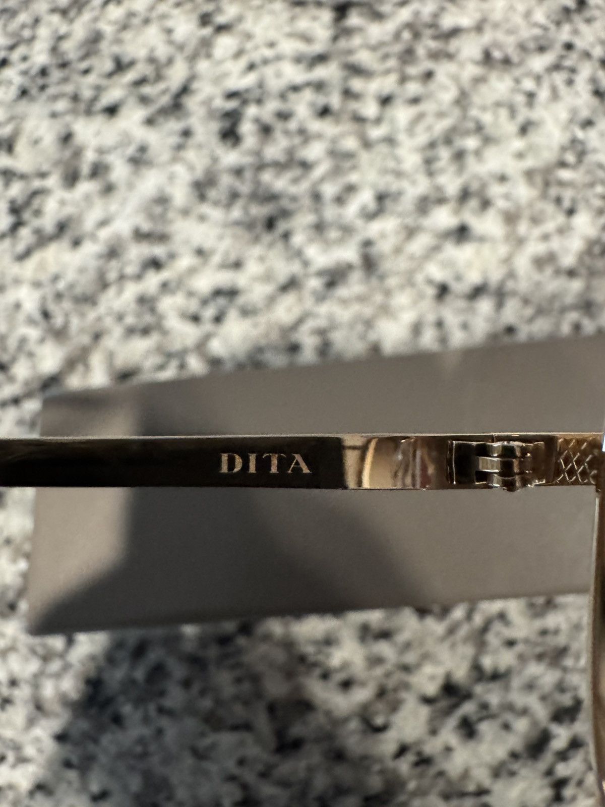 Dita Dita Midnight Special in 12k Gold Size ONE SIZE - 10 Thumbnail