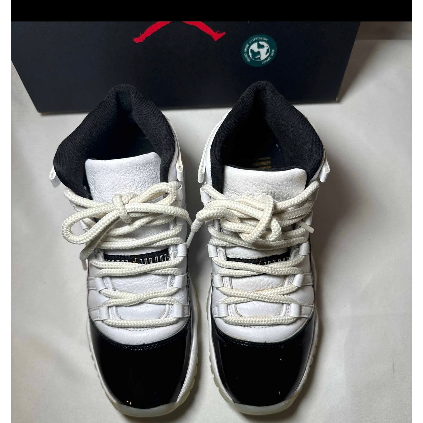 Jordan Brand × Nike Size 5.5 Air Jordan 11 Retro GS Gratitude / Defining Moments Size US 5.5 / EU 38 - 4 Thumbnail