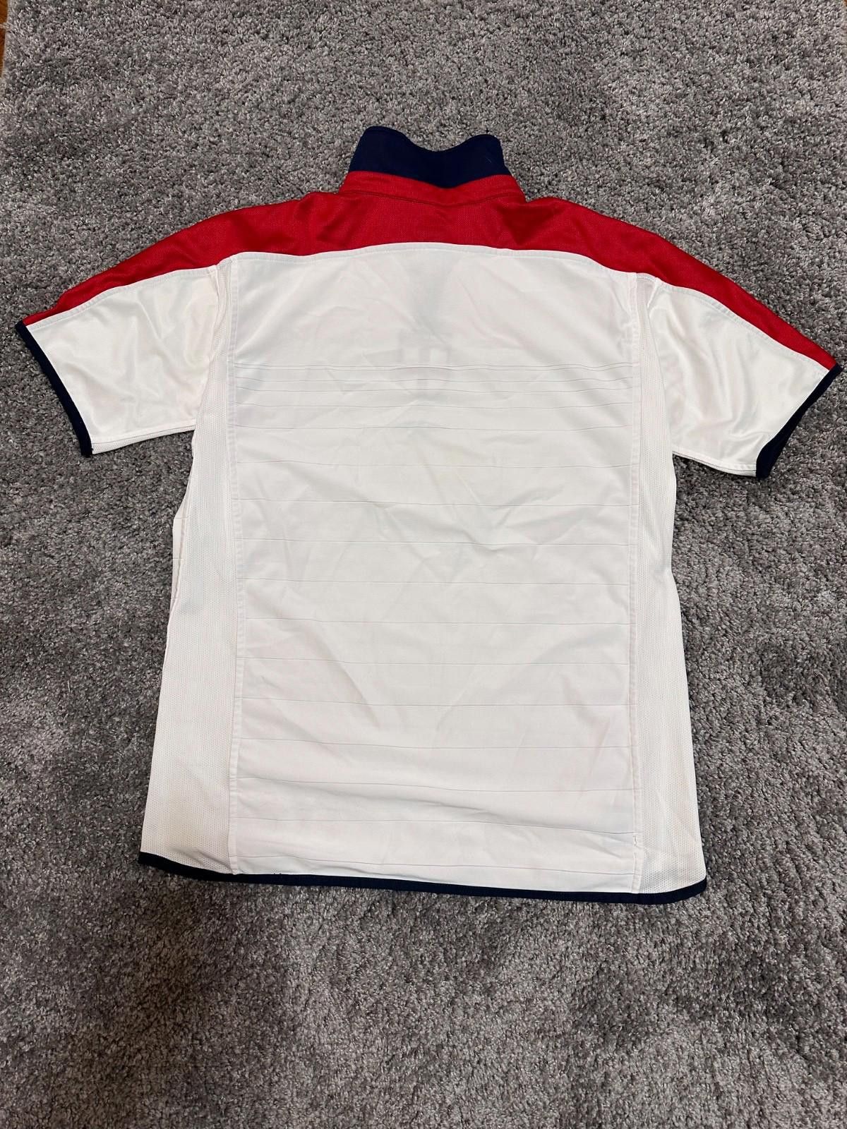 Umbro ENGLAND 2003 2005 HOME FOOTBALL SHIRT SOCCER JERSEY UMBRO L Size US L / EU 52-54 / 3 - 5 Thumbnail