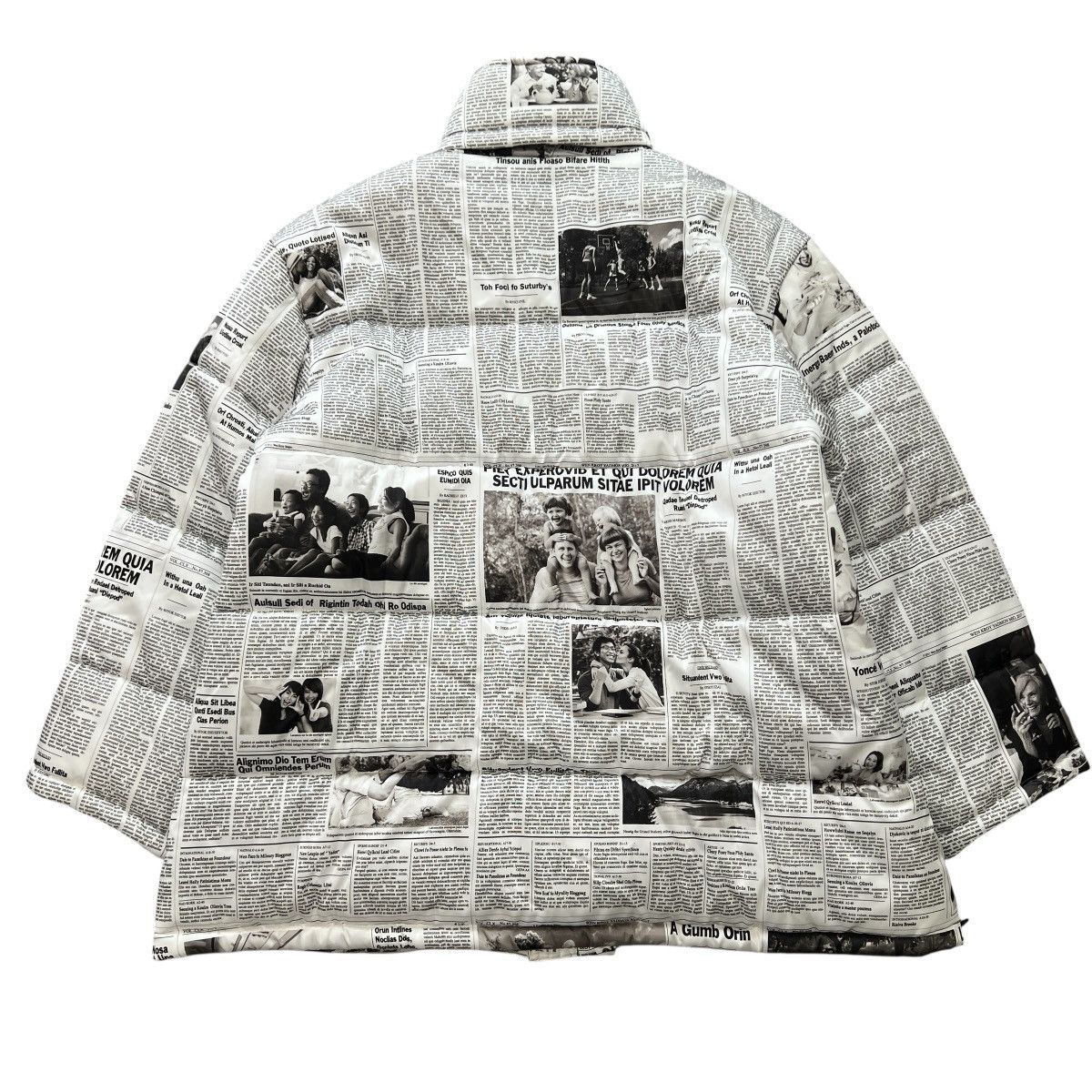 Balenciaga BALENCIAGA Newspaper Puffer Jacket Size US L / EU 52-54 / 3 - 14 Thumbnail