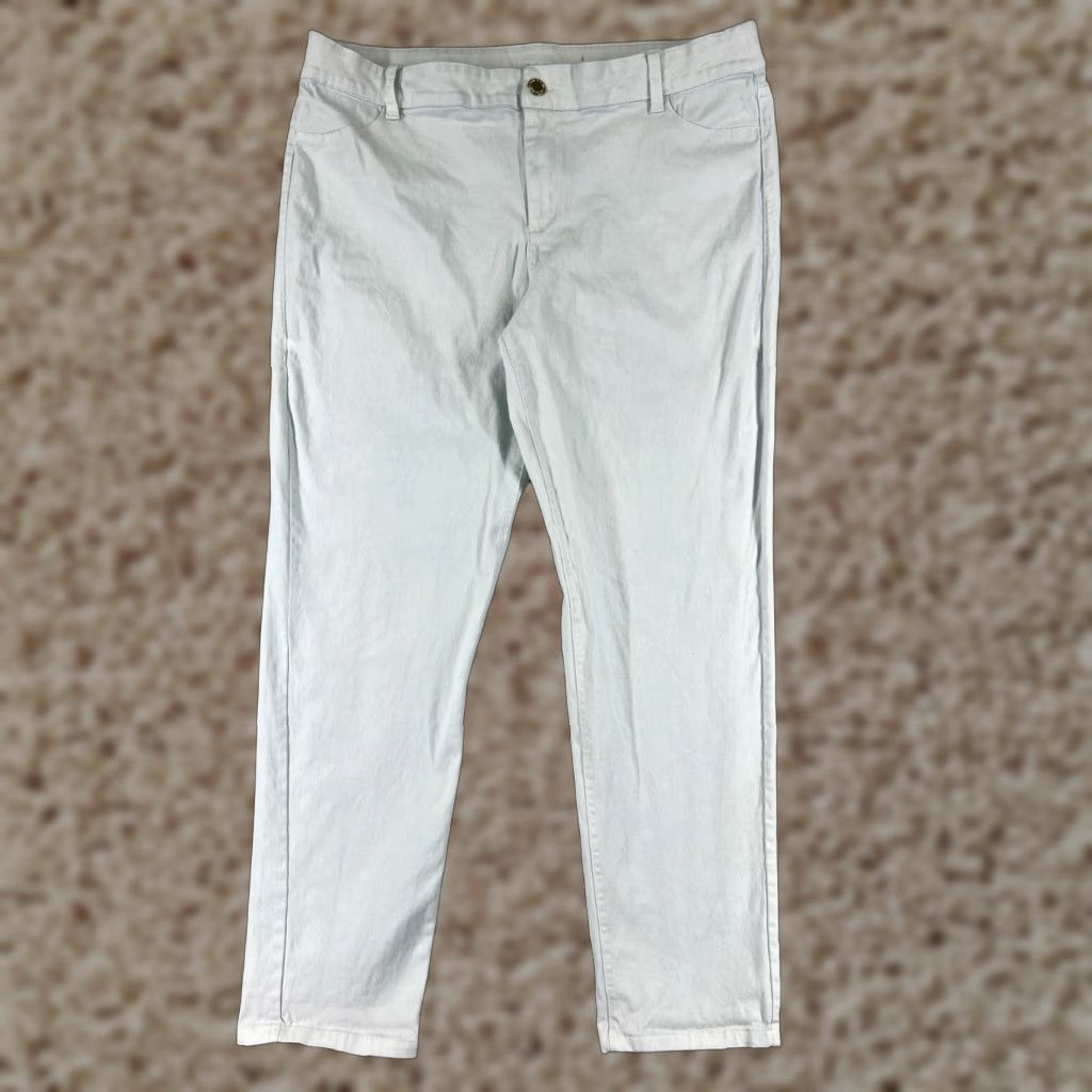Calvin Klein Calvin Klein Jeans Women 14 Blue Denim Light Wash Tapered Cotton 33x26 Size 36" / US 14 / IT 50 - 1 Thumbnail