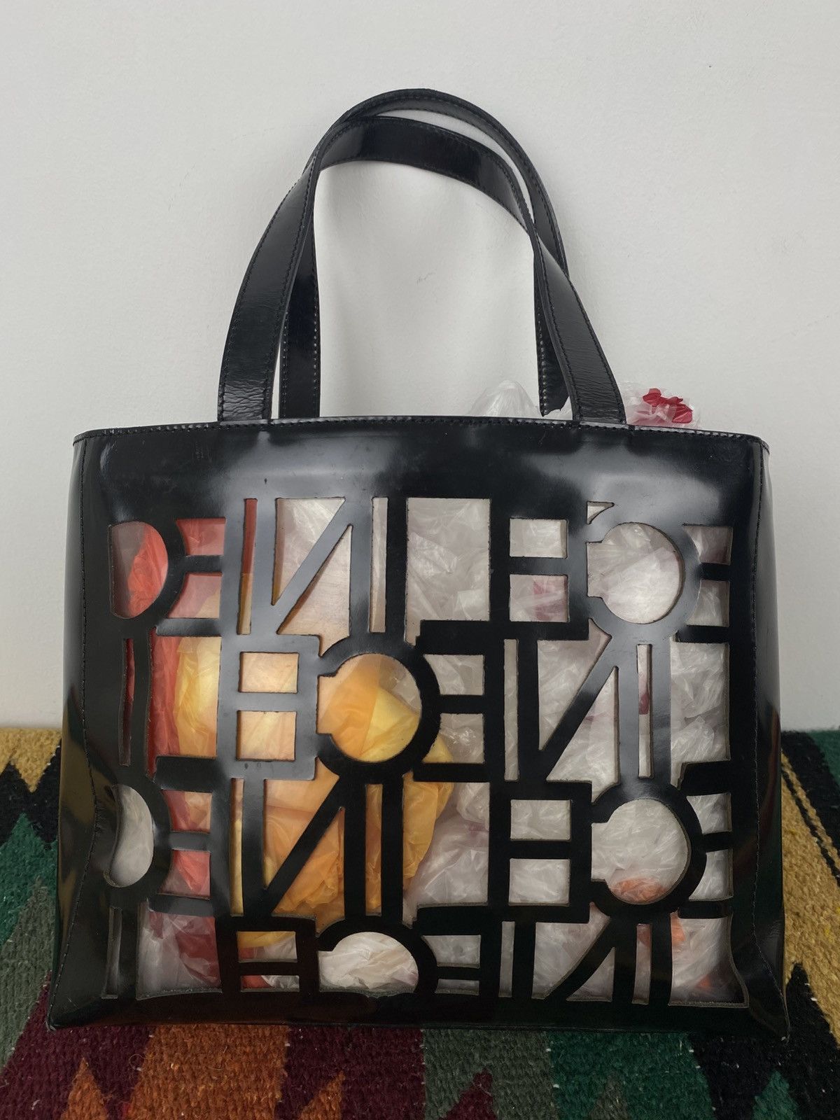 Celine 2000’s Celine Cutout Logo Black Vinyl Shoulder Tote Bag Size ONE SIZE - 5 Thumbnail