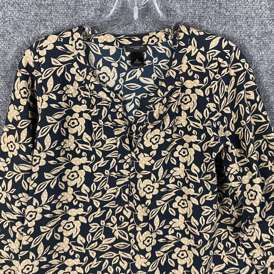 Ann Taylor Ann Taylor Blouse Women's Small Petite Long Sleeve PS Adults Size S / US 4 / IT 40 - 2 Thumbnail