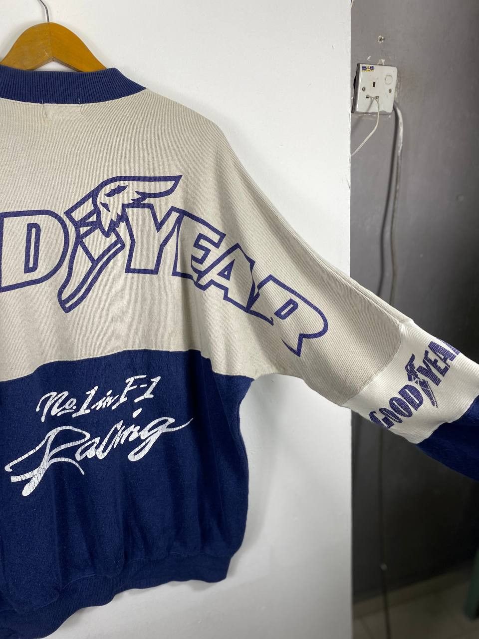 Vintage vintage goodyear f1 racing sweatshirt very nice design Size US XXL / EU 58 / 5 - 8 Thumbnail