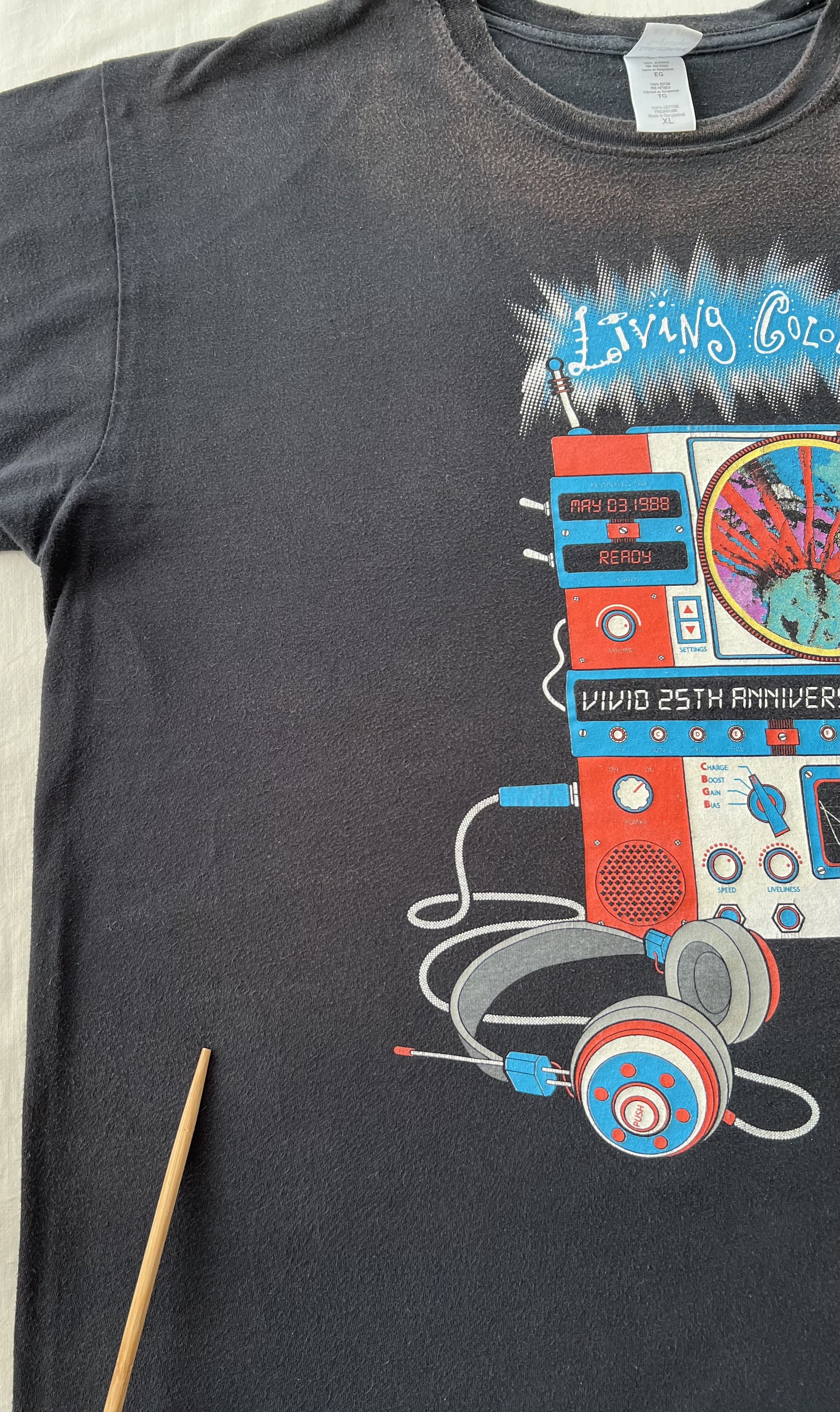 Band Tees Vintage 2013 Living Colour Vivid 25th Anniversary Tour Tee Size US XL / EU 56 / 4 - 9 Thumbnail