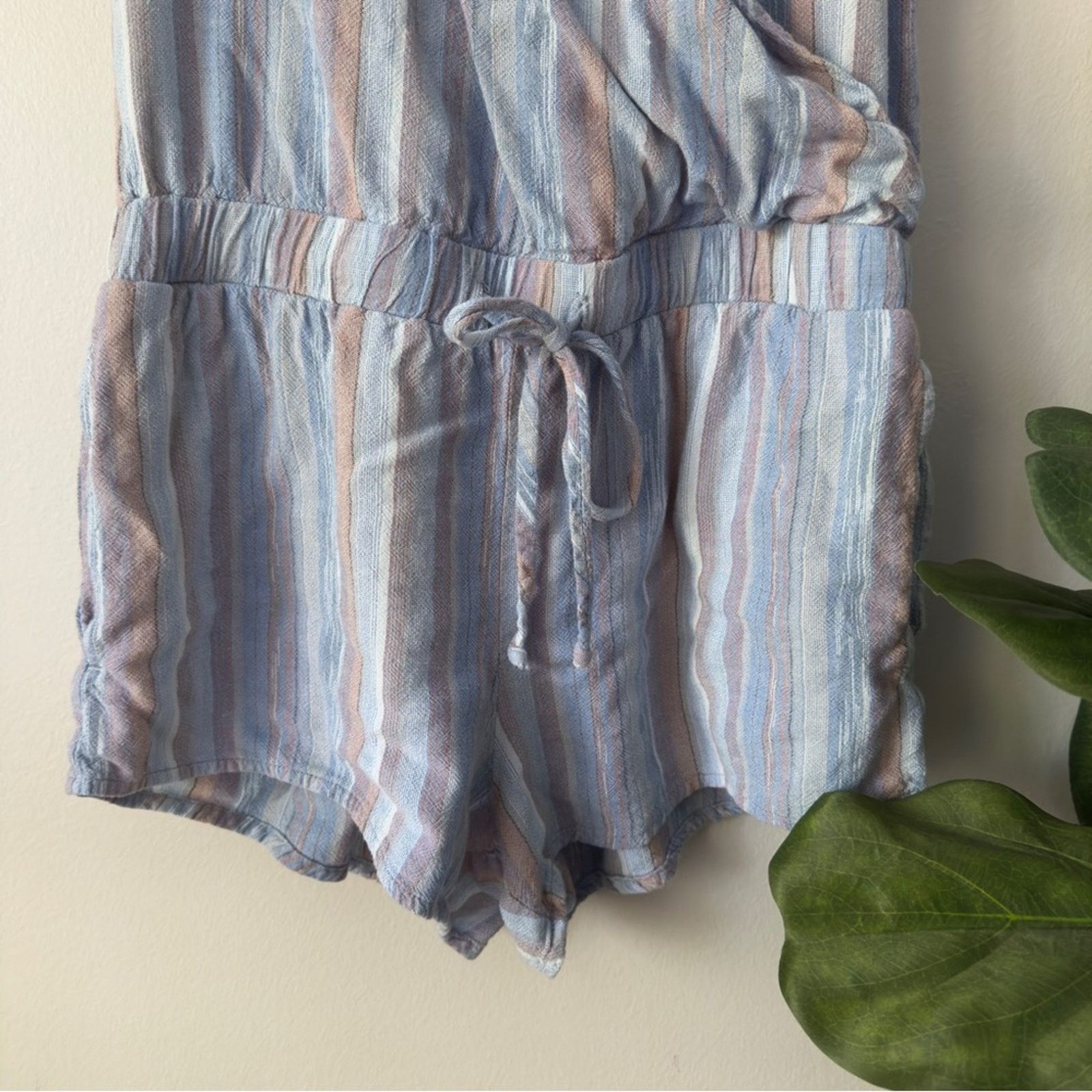 Anthropologie Anthropologie Cloth & Stone Striped Romper Spaghetti Strap S Size 27" / US 4 / IT 40 - 4 Thumbnail