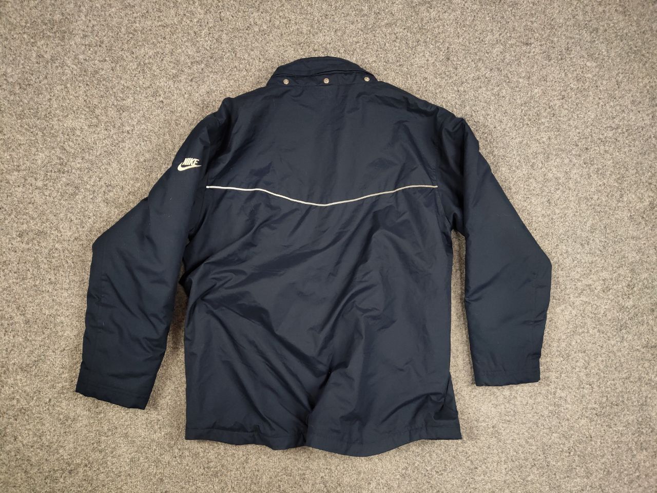 Nike Vintage 90's Nike Center Logo Anorak Pocket Light jacket Size US S / EU 44-46 / 1 - 14 Thumbnail