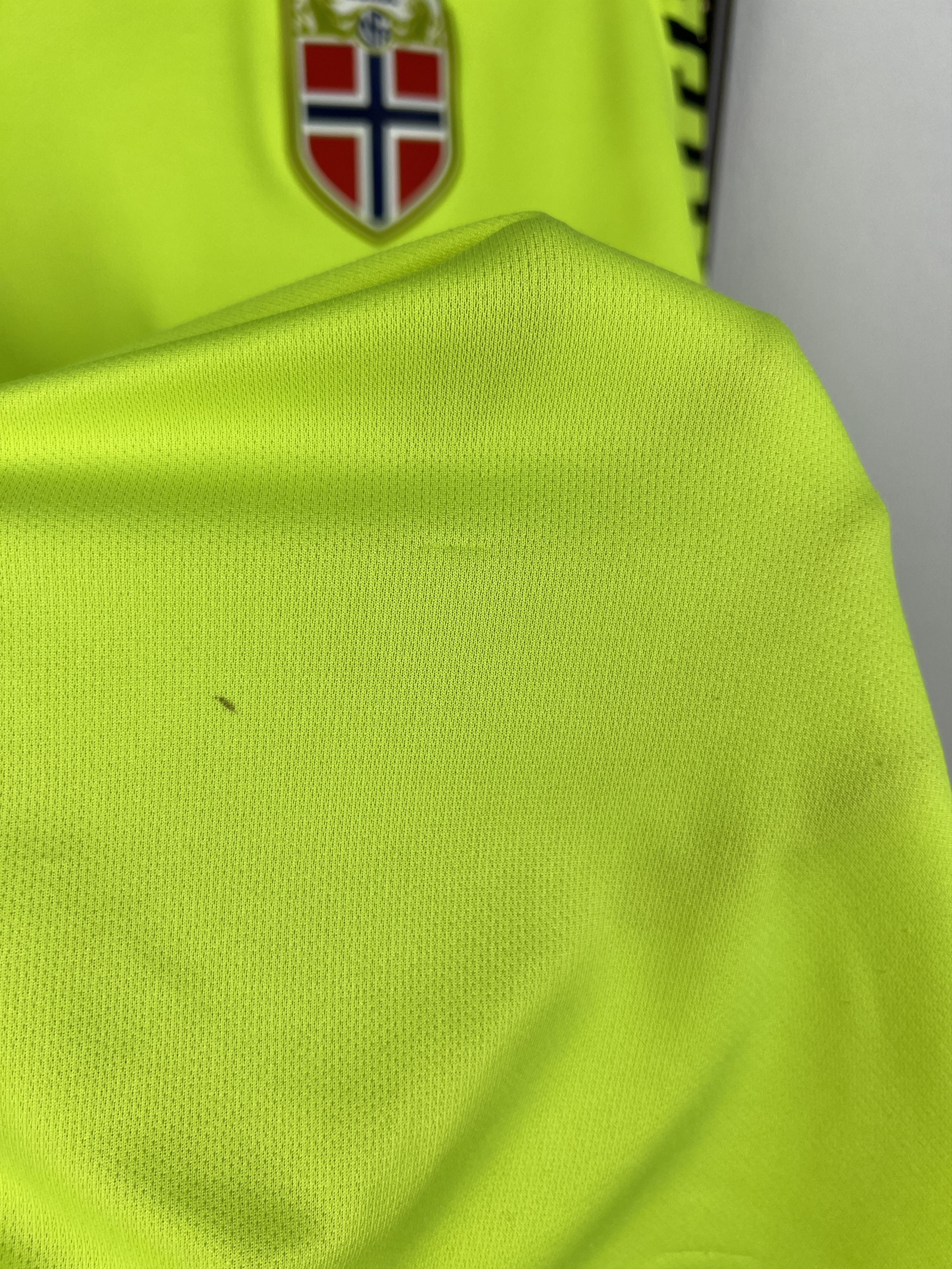 Nike Norway Goalkeeper football shirt Soccer Player Issue Jersey Size US XL / EU 56 / 4 - 6 Thumbnail