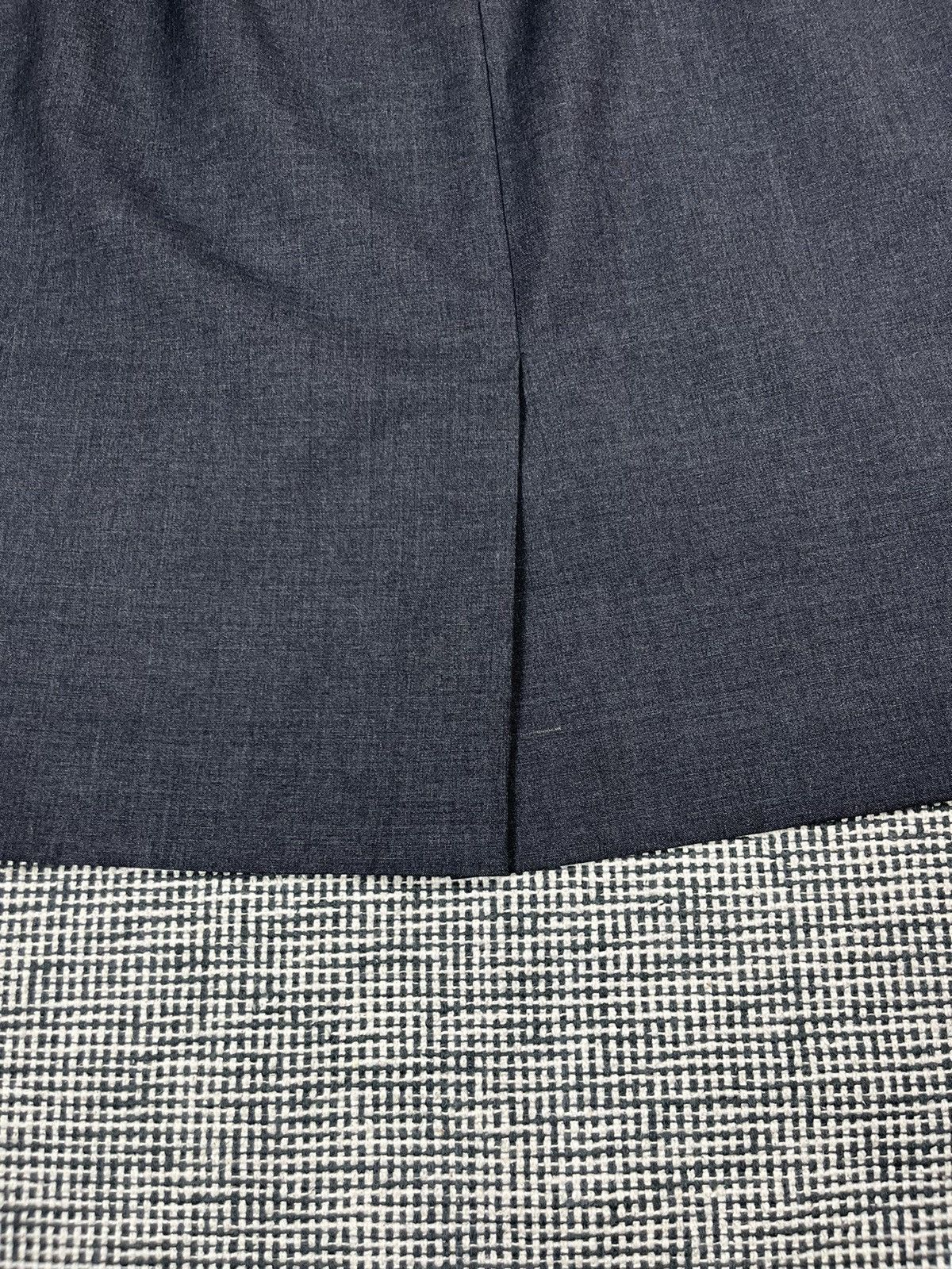 Designer × Giorgio Armani Archive Mani by Giorgio Armani pencil skirt wool gray Size 28" / US 6 / IT 42 - 5 Thumbnail