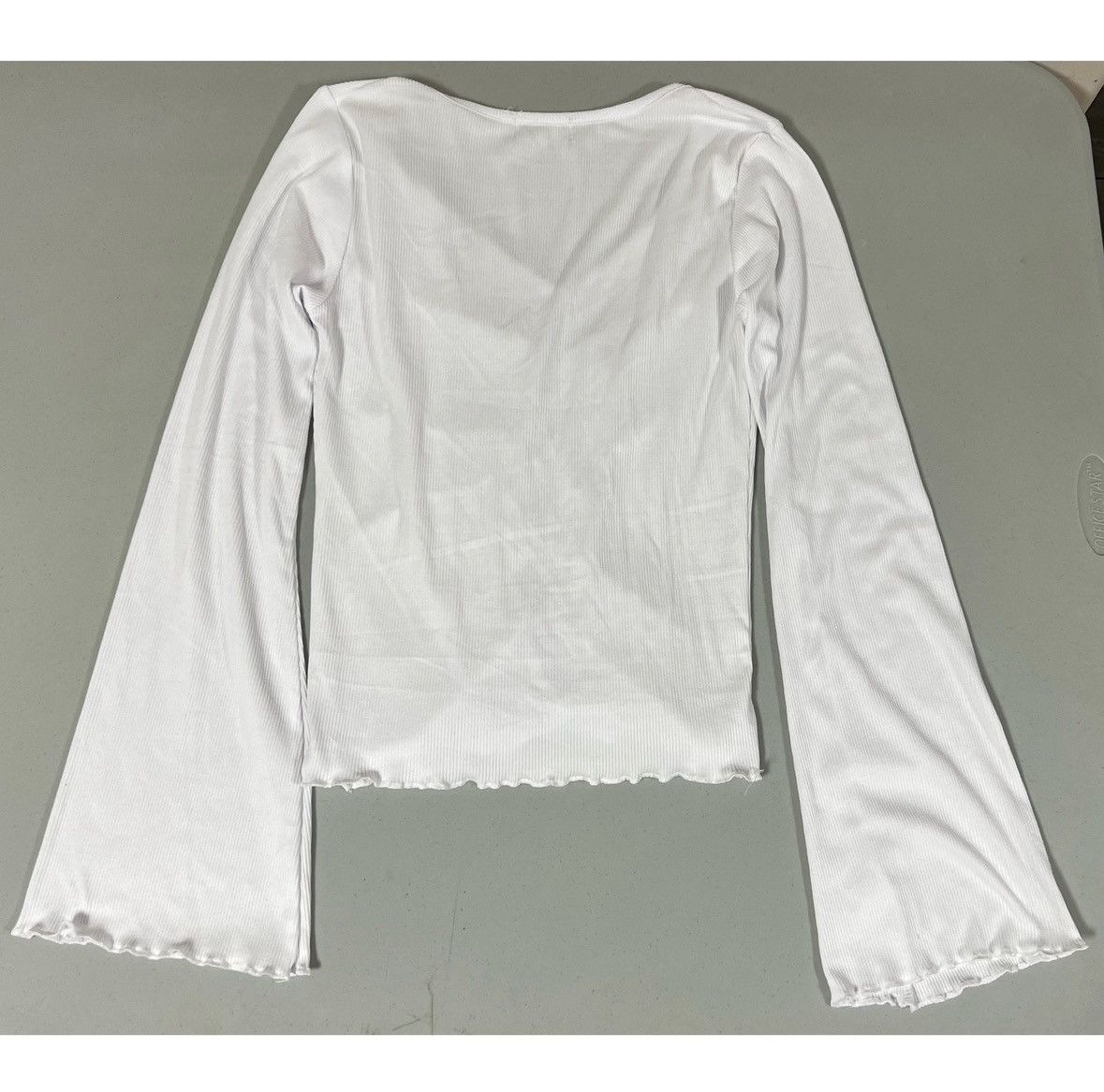 PRINCESS POLLY White Ruched V-Neck Long Sleeve Shirt Top Blouse Tee Size M🤍 Size M / US 6-8 / IT 42-44 - 4 Thumbnail