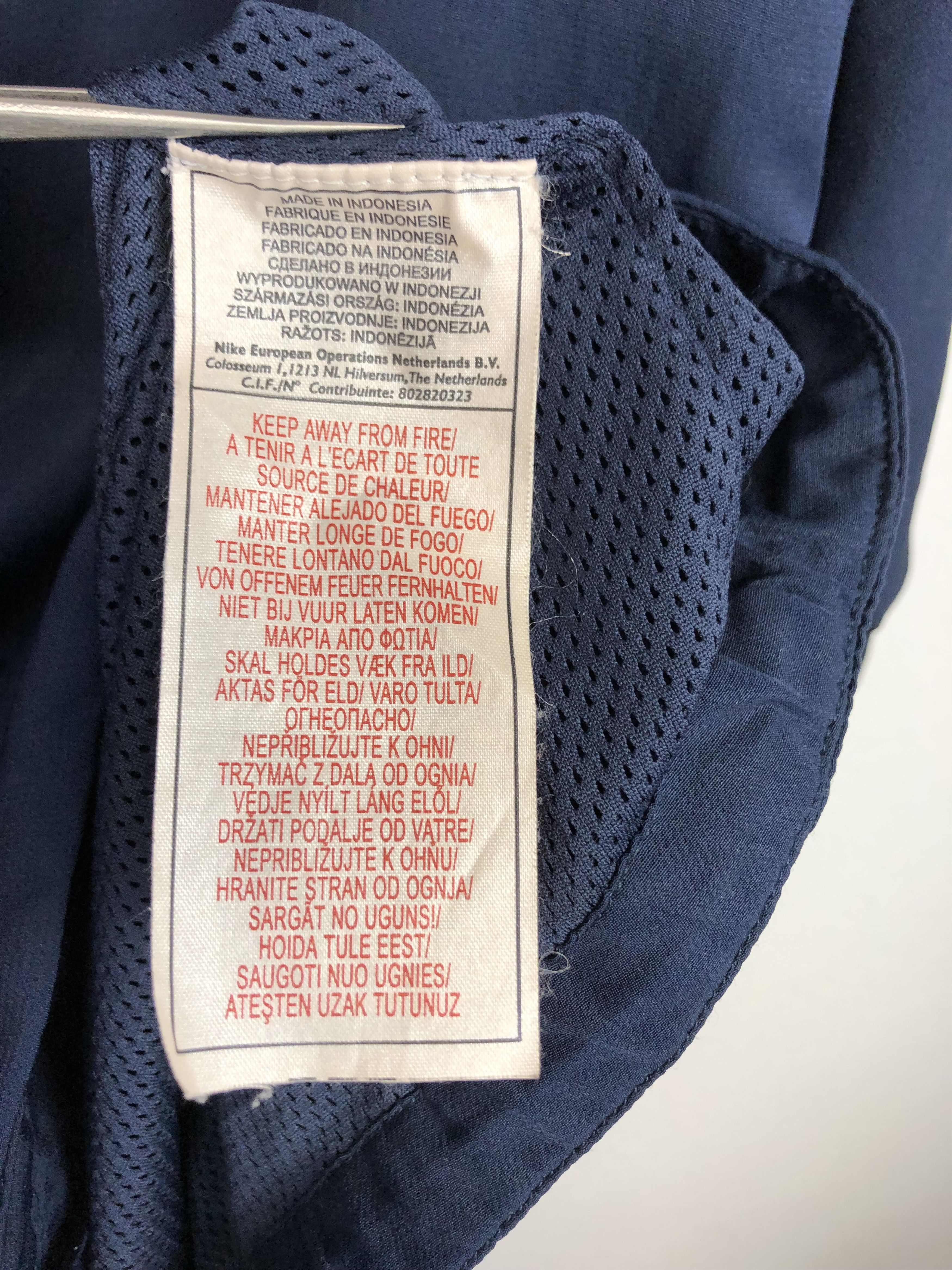 Nike Vintage Nike Arsenal Football Jacket Soccer o2 Track Top Size US XL / EU 56 / 4 - 12 Thumbnail