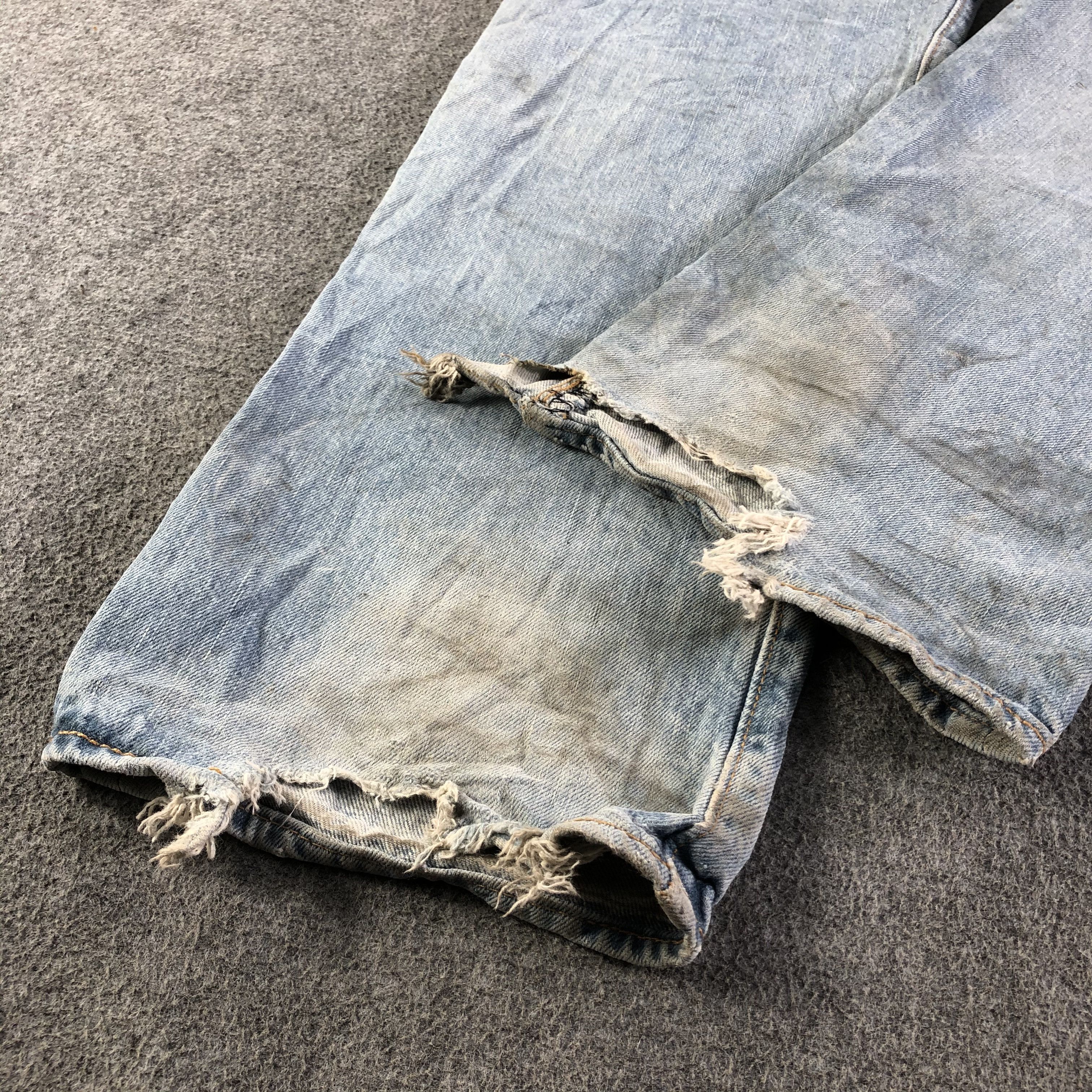 Levi's Vintage Levis 501 Jeans-J4369 Size US 35 - 5 Thumbnail