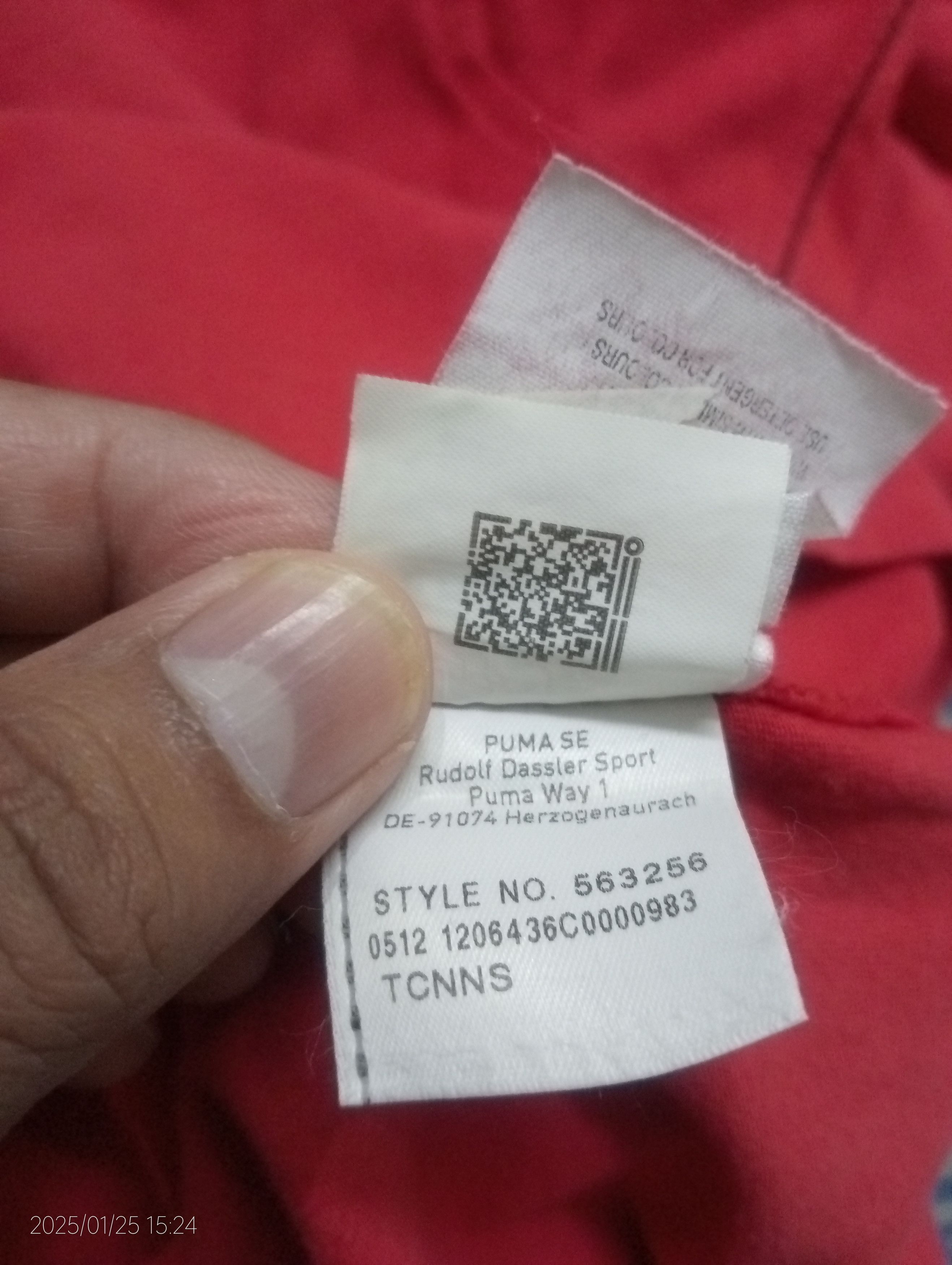 Ferrari × Puma Vintage Puma X Ferrari Spellout Tee Very Rare Size US L / EU 52-54 / 3 - 8 Thumbnail