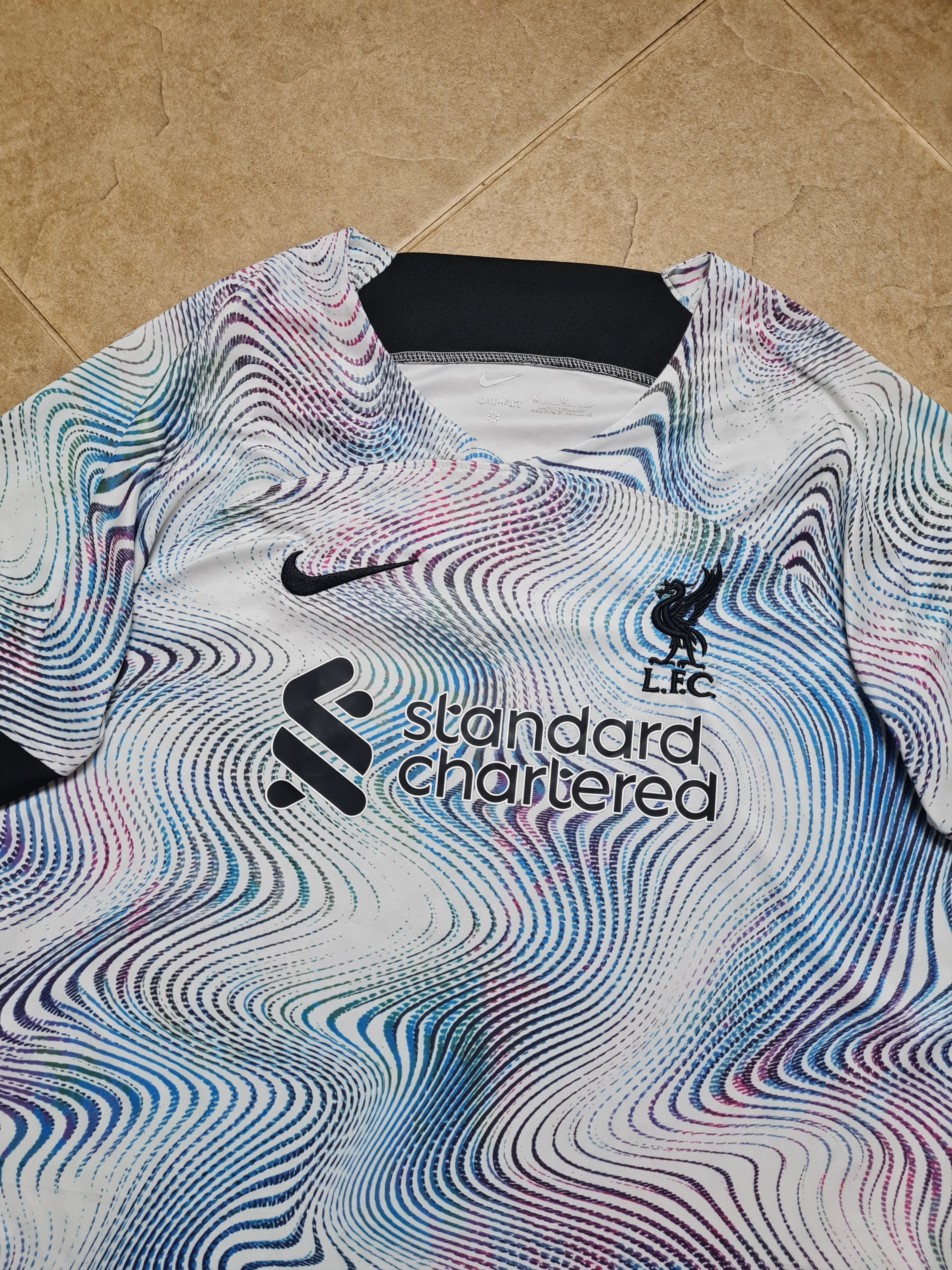 Nike FOOTBALL JERSEY LIVERPOOL 2022 2023 NIKE AWAY SOCCER SHIRT Size US M / EU 48-50 / 2 - 3 Thumbnail