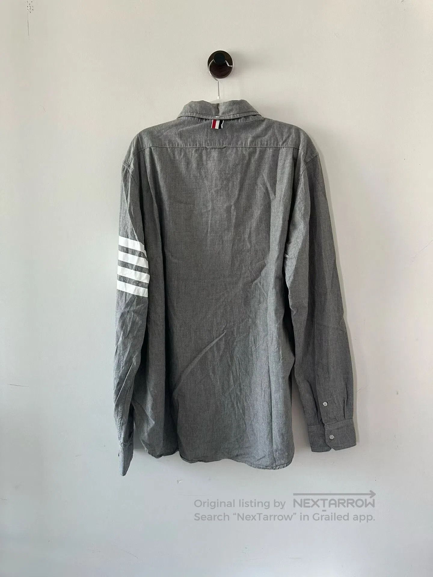 Thom Browne Thom Browne Gray Sleeve Logo Shirt. Size US XL / EU 56 / 4 - 2 Thumbnail