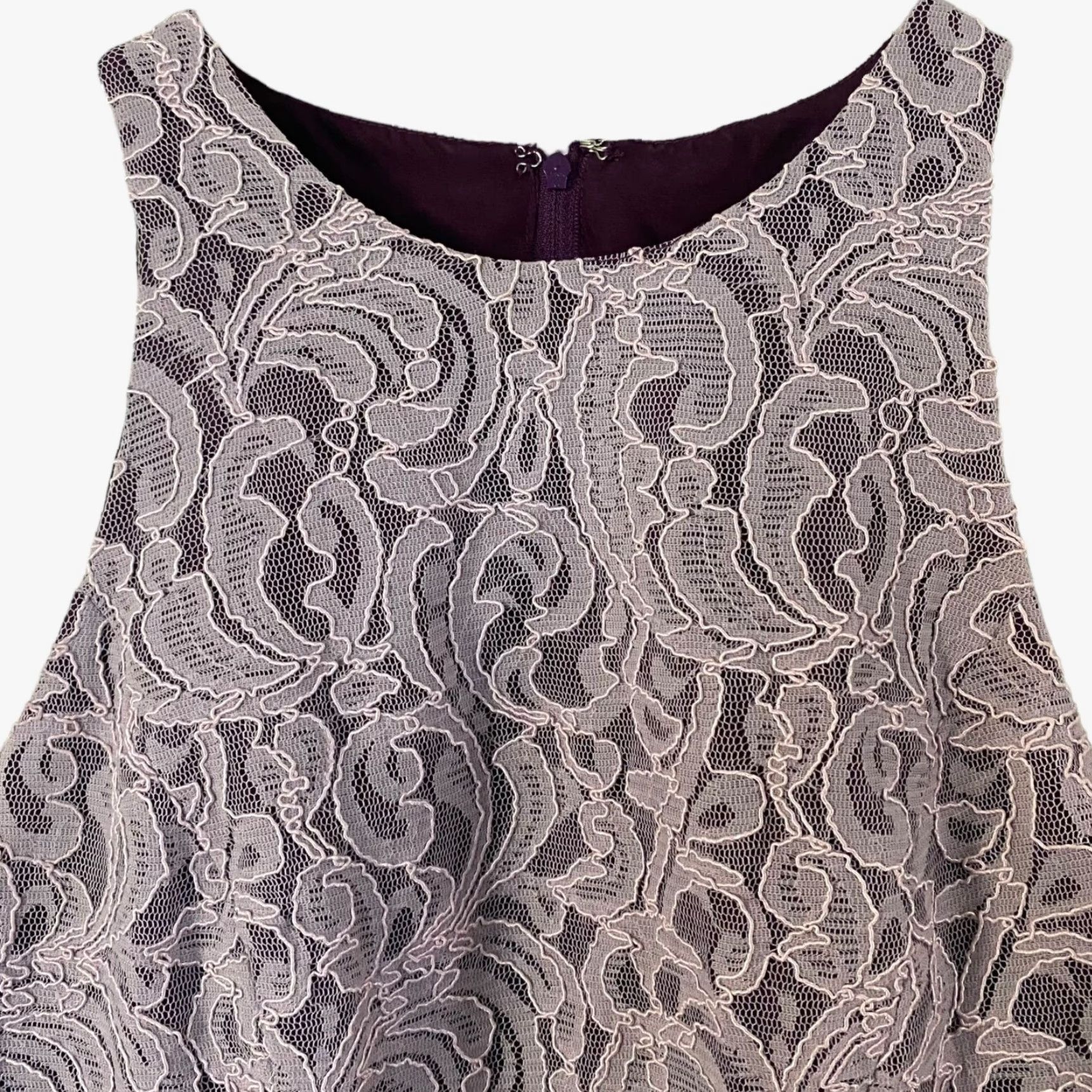Vintage VINTAGE The Dessy Collection Purple Floral Lace High-Neck Crop Top Sleeveless Women's 8 Size M / US 6-8 / IT 42-44 - 5 Thumbnail