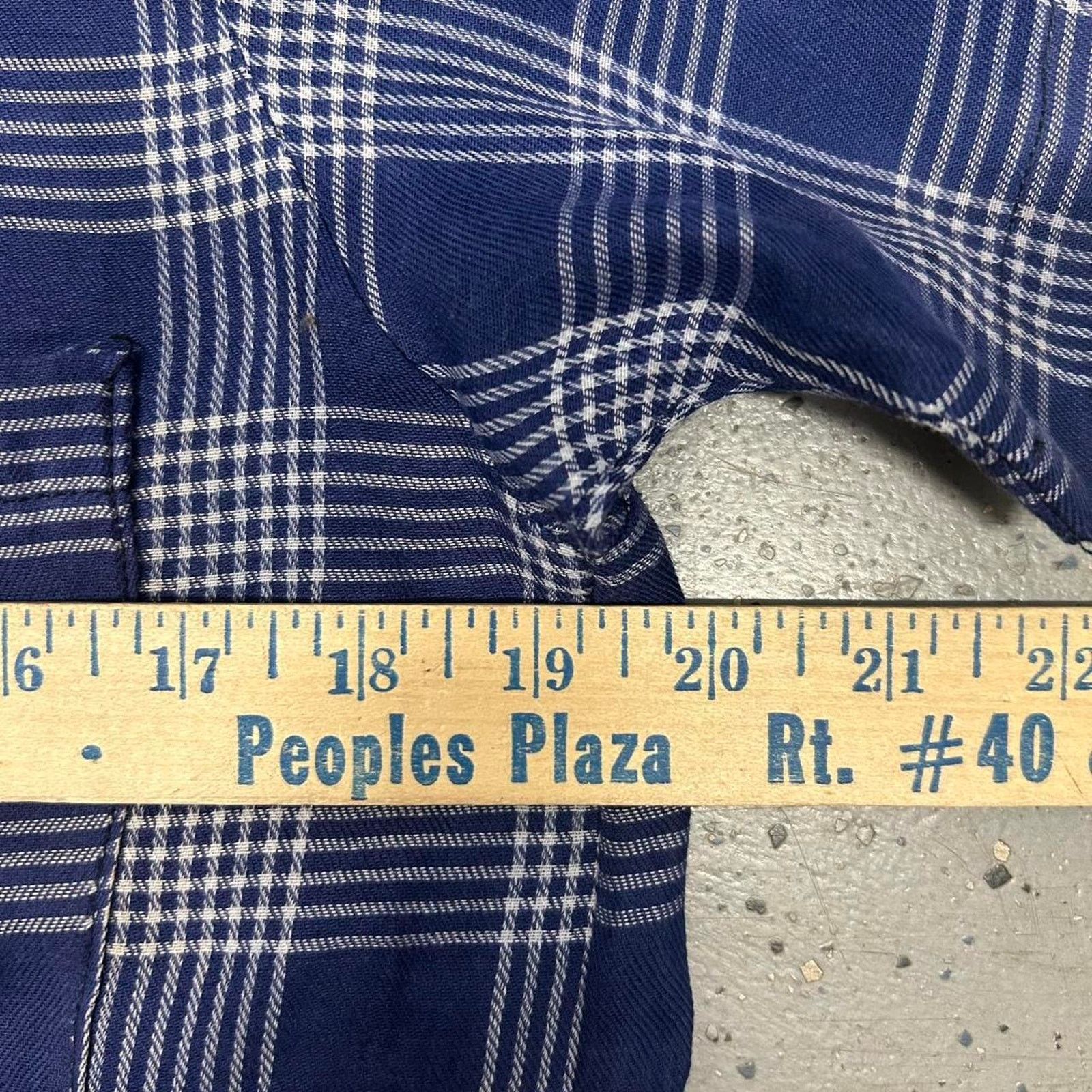 Other VTG 60s/70s Blue and white plaid button-up shirt Size US L / EU 52-54 / 3 - 7 Thumbnail