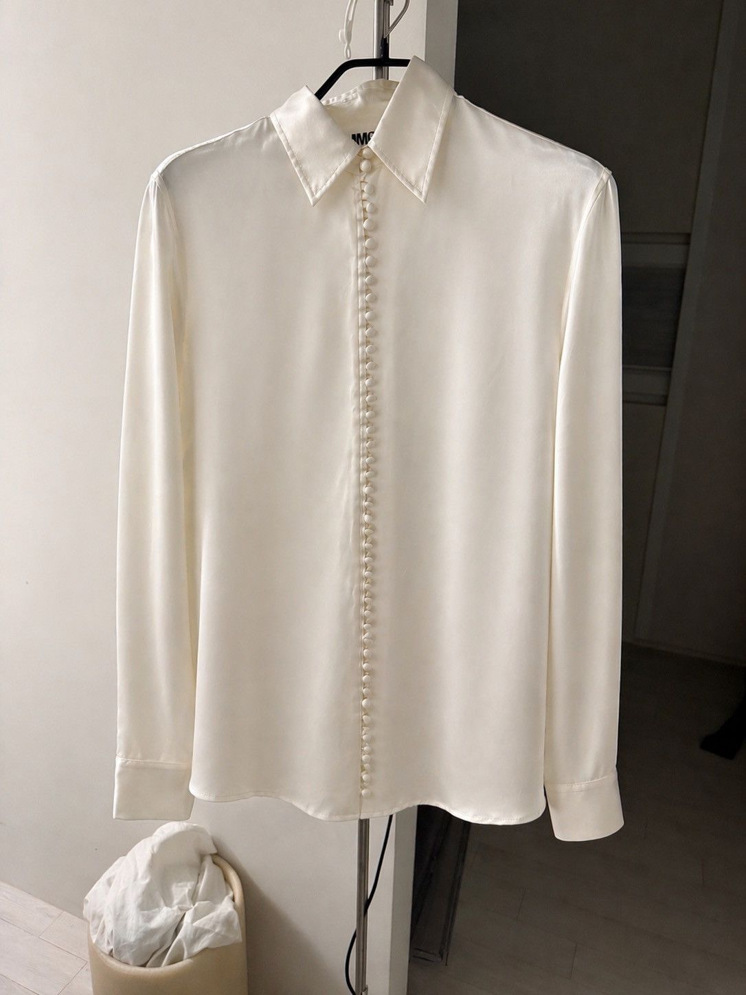 MM6 [MM6 Maison Margiela] white silk blouse. Size S / US 4 / IT 40 - 3 Thumbnail