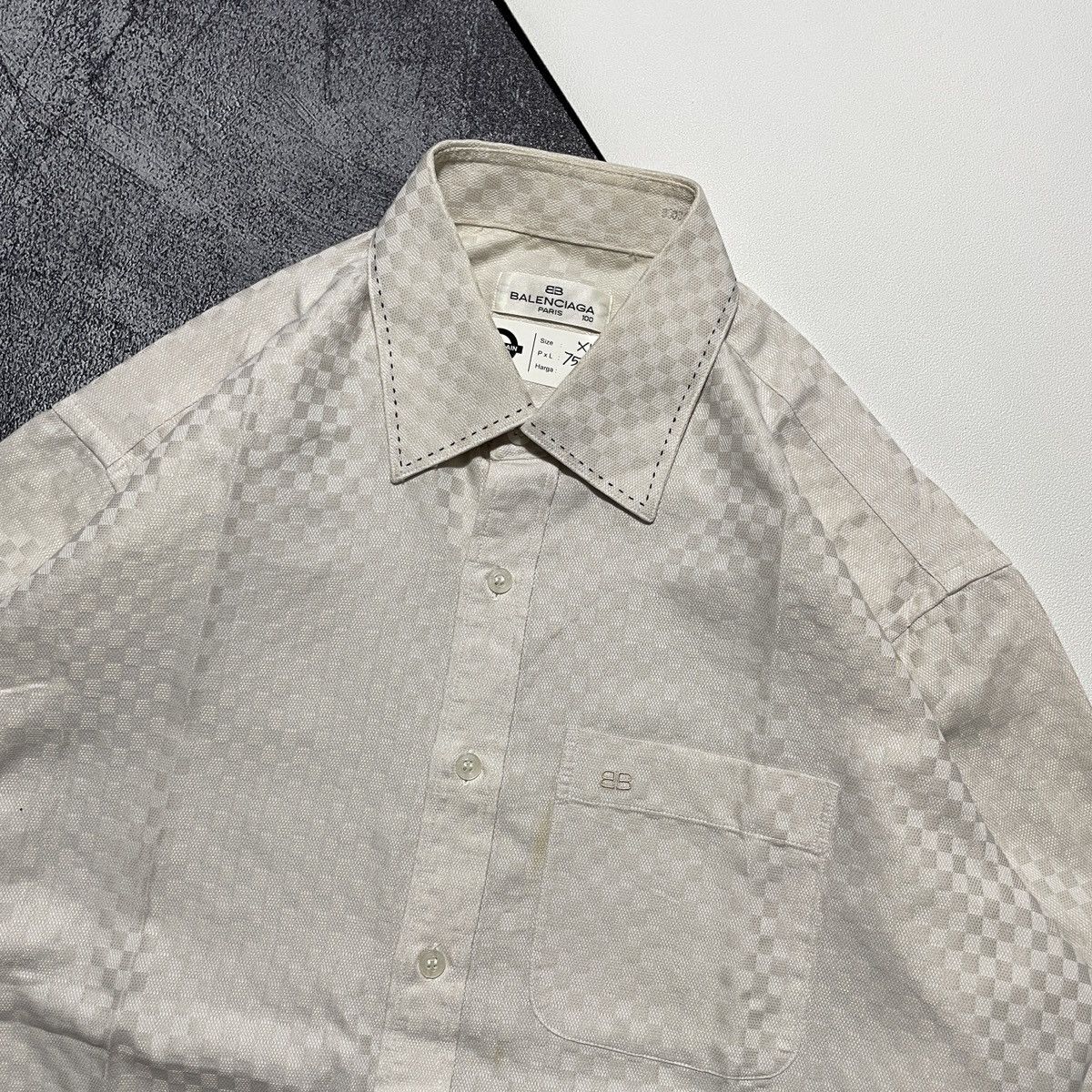 Balenciaga Balenciaga BB Pocket Shirts Embossed Size US XL / EU 56 / 4 - 3 Thumbnail
