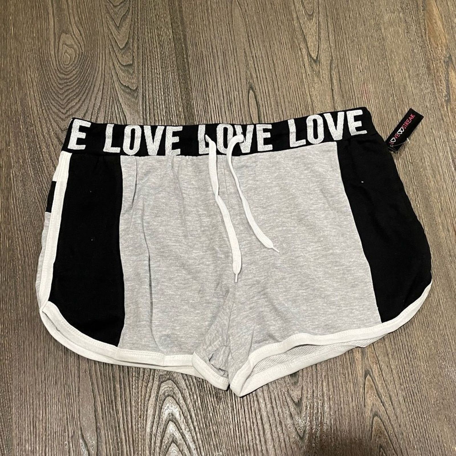 Vintage NWT Love Streak Womens Cotton Track Gym Shorts Size 2X Size 40" / US 18 - 1 Thumbnail