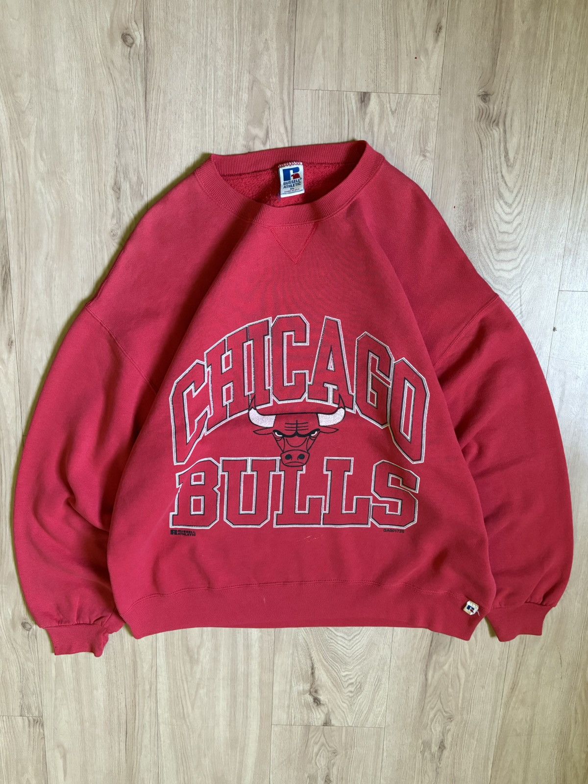 Russell Athletic × Vintage 1990s Russell Athletic Chicago Bulls Size US XL / EU 56 / 4 - 1 Thumbnail