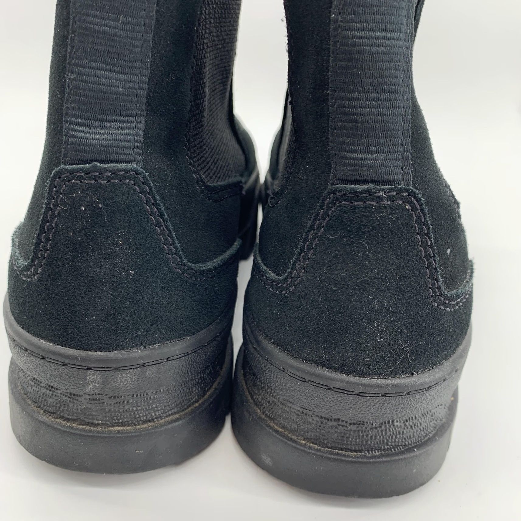 Puma Puma Mayze Chelsea Boots Womens Size 8 Black Suede Platform Ankle Boots 382829-01 Size US 8 / IT 38 - 4 Thumbnail