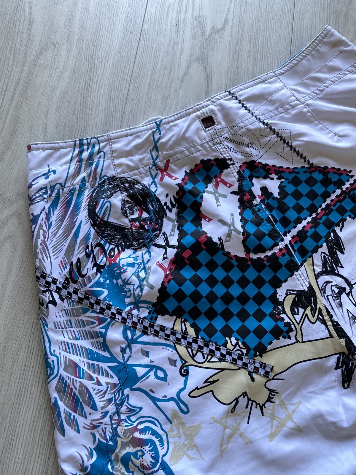 Quiksilver × Vintage Vintage Shorts Quiksilver Big Logo Size US 32 / EU 48 - 6 Thumbnail