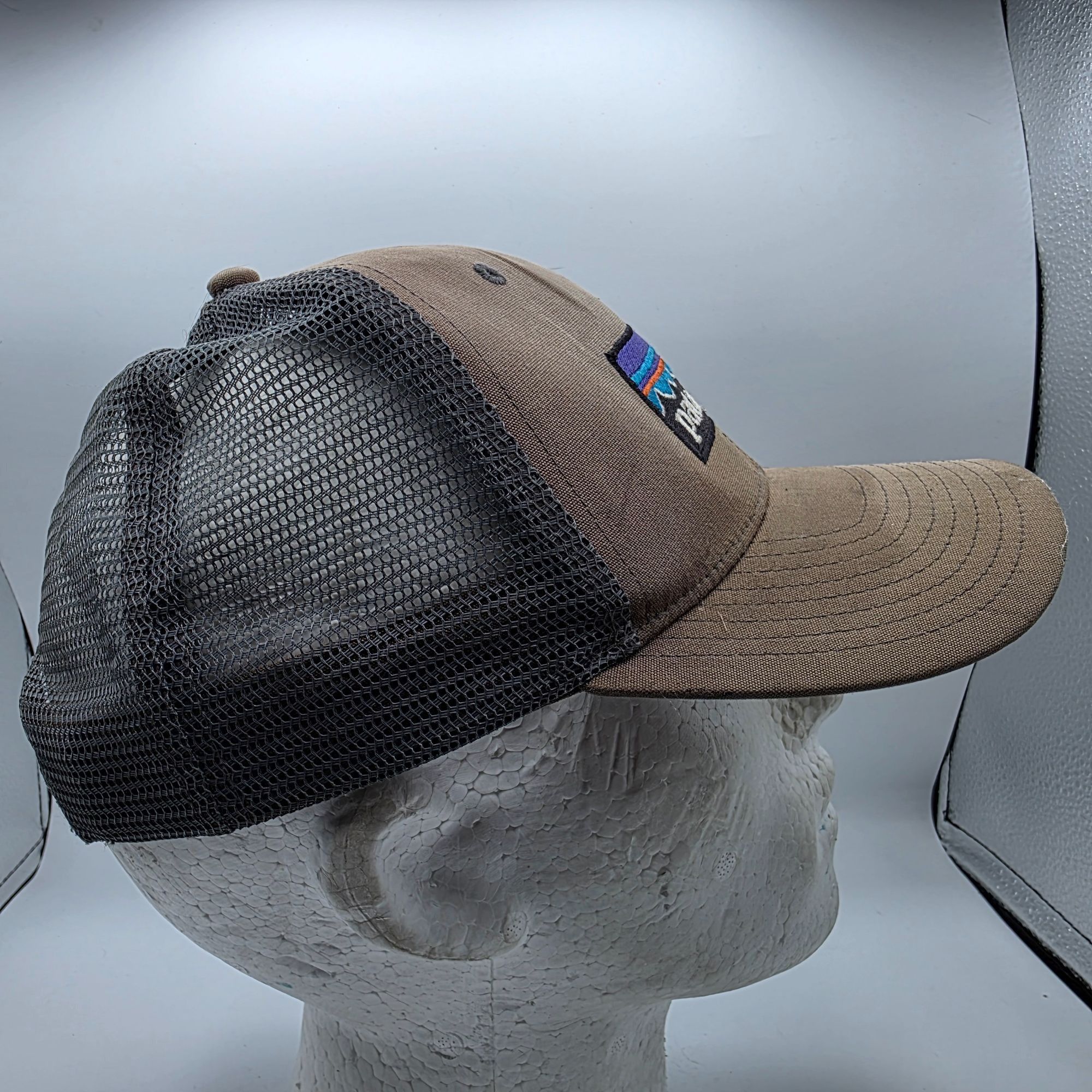 Patagonia Patagonia P-6 Logo Adults Brown Trucker Hat Outdoors Camping Size ONE SIZE - 4 Thumbnail