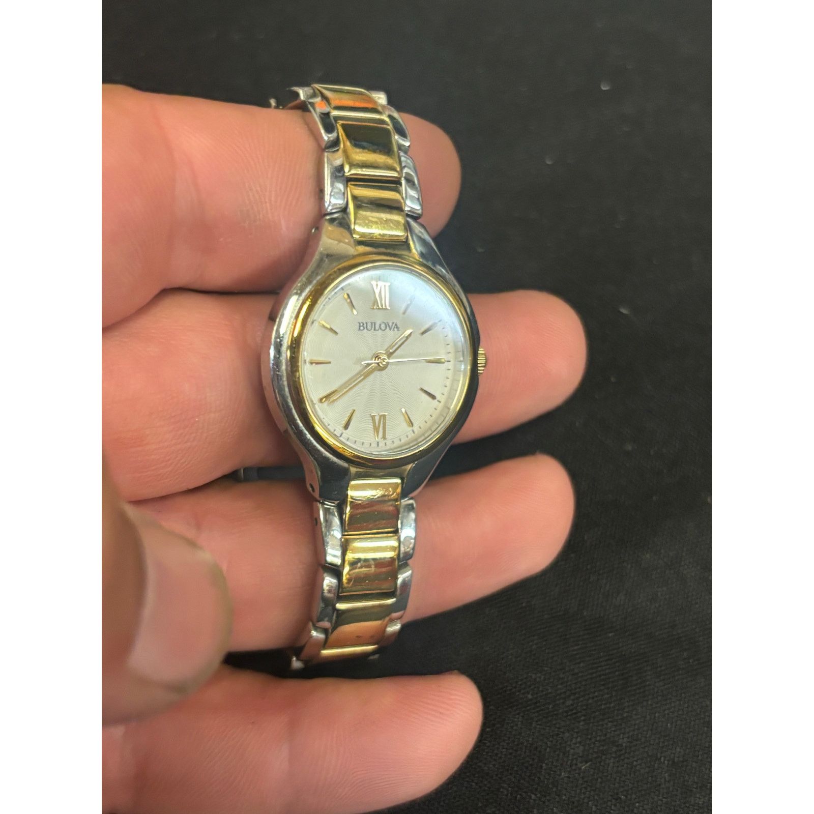 Bulova Bulova 98L217 Classic 2-Tone Women’s Watch! New Battery! Size ONE SIZE - 4 Thumbnail