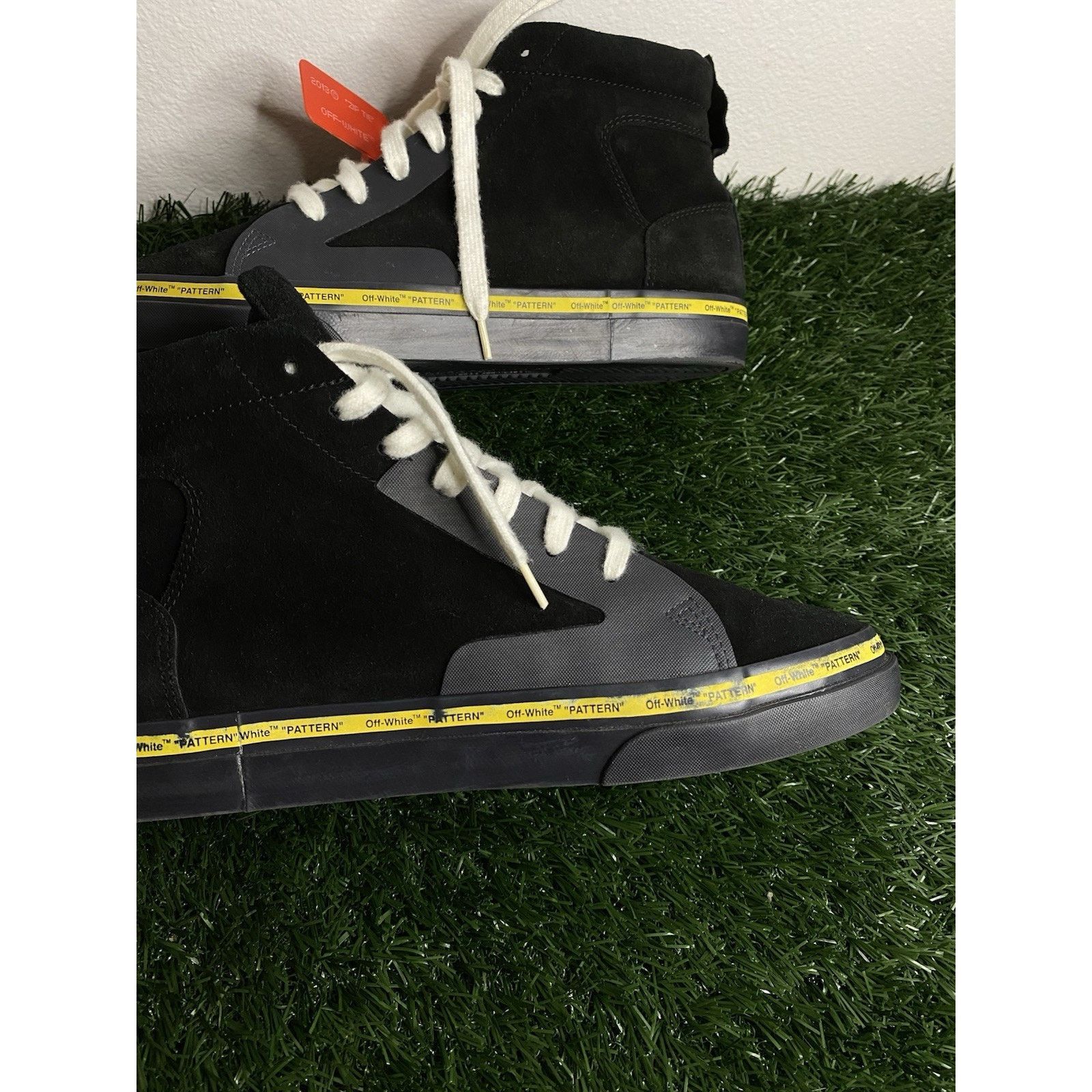 Off-White Off-White Vulc Sneaker Mid 'Black' | Size 43 EU ( 10 us ) Size US 10 / EU 43 - 7 Thumbnail