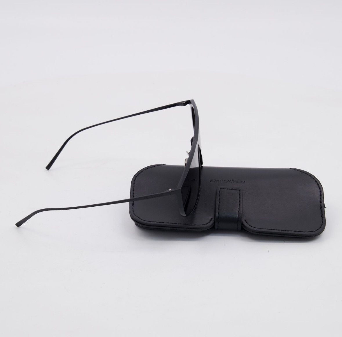 Saint Laurent Paris SAINT LAURENT • SUNGLASSES Size ONE SIZE - 3 Thumbnail
