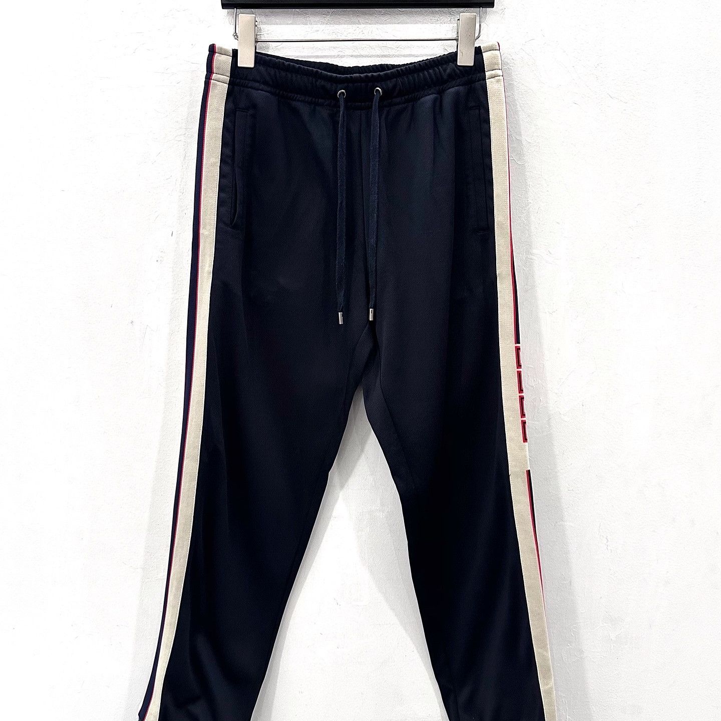 Gucci Gucci Side Stripe Joggers Size XS Size US 28 / EU 44 - 1 Thumbnail