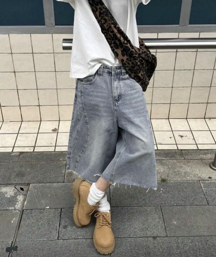 Jean Denim jeans jorts Y2K Drip shorts Size US 35 - 6 Thumbnail