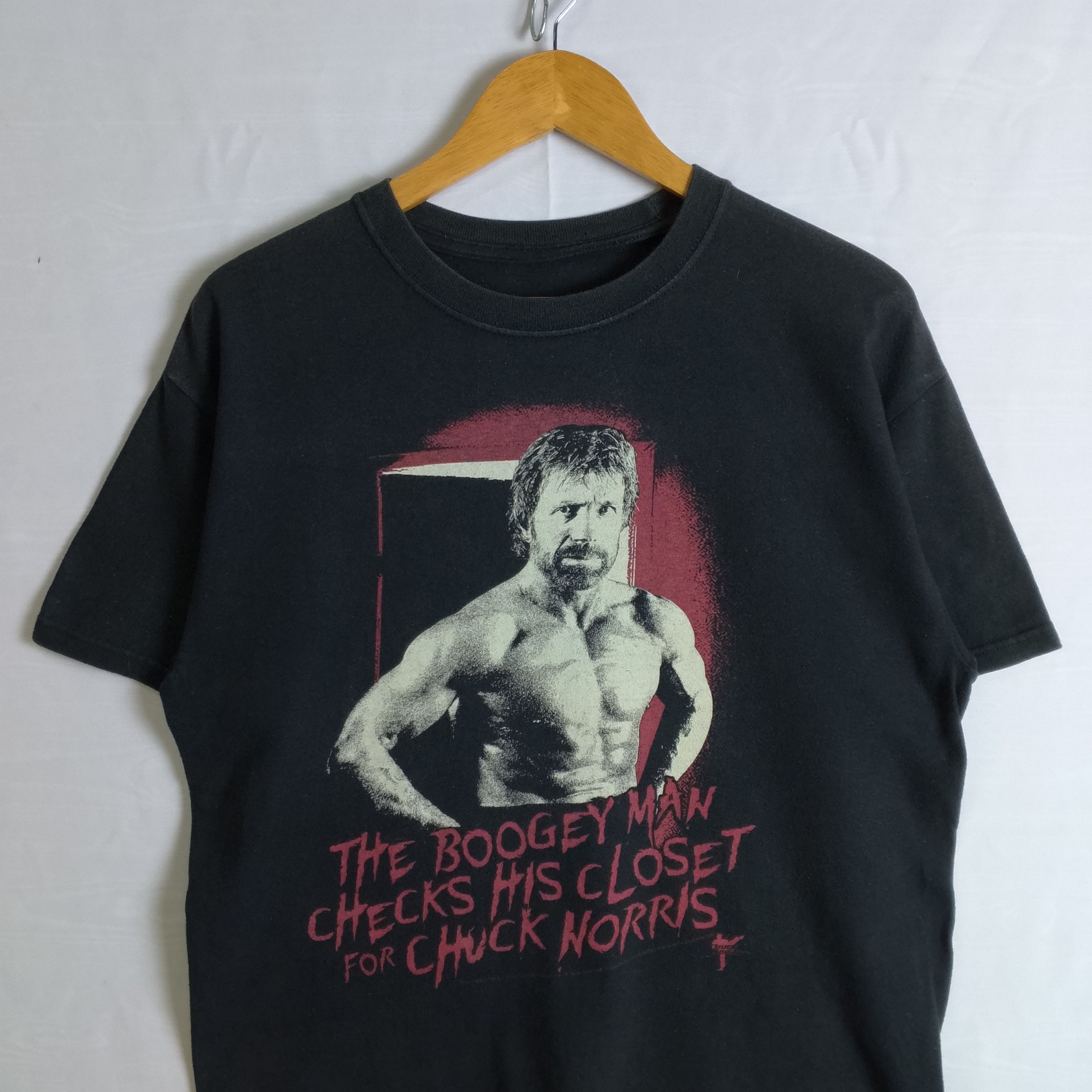Vintage Vintage Chuck Norris The Boogeyman Tee Size US M / EU 48-50 / 2 - 2 Thumbnail