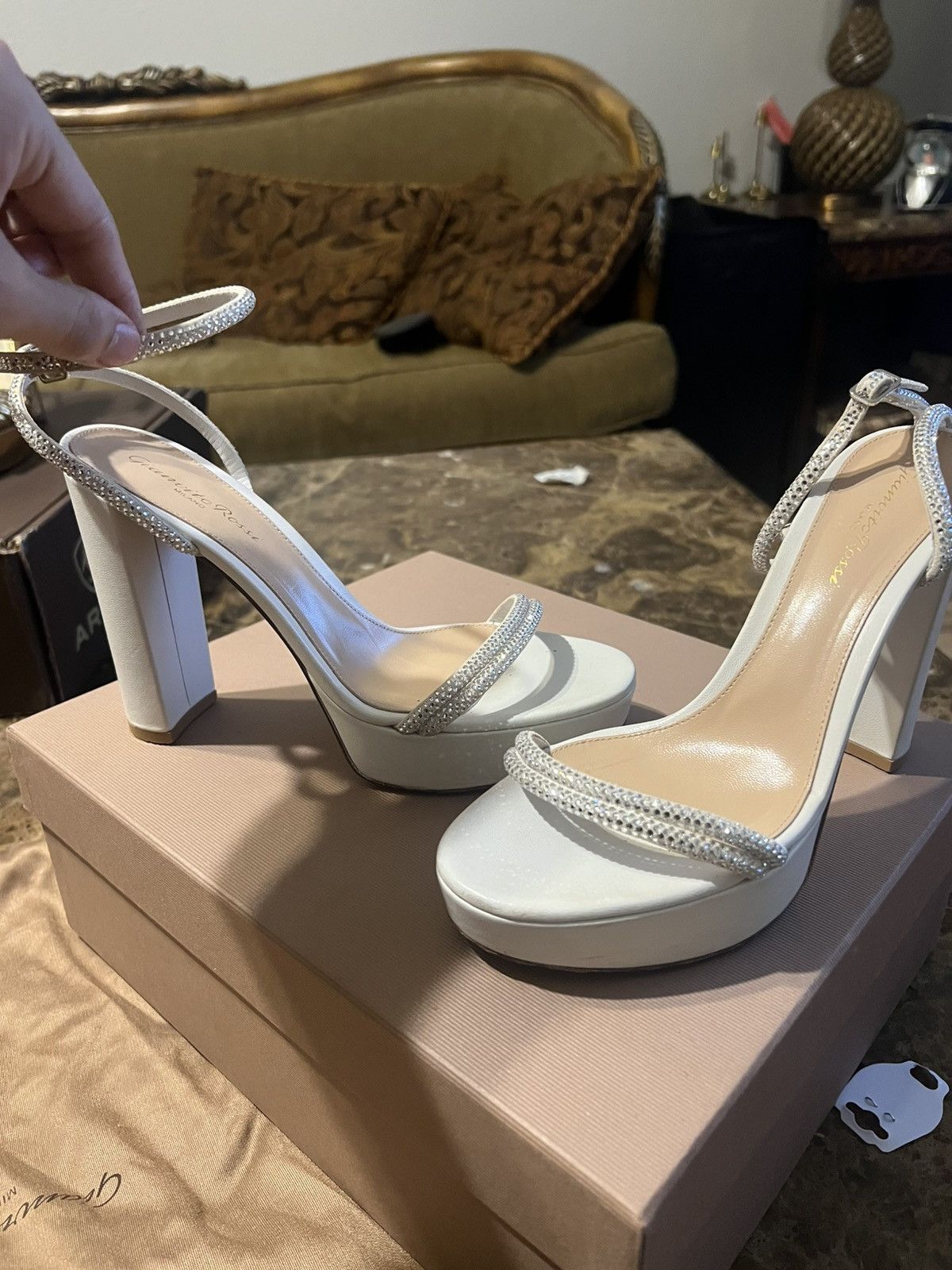 Gianvito Rossi Gianvito rossi bridal heels Size US 7.5 / IT 37.5 - 3 Thumbnail