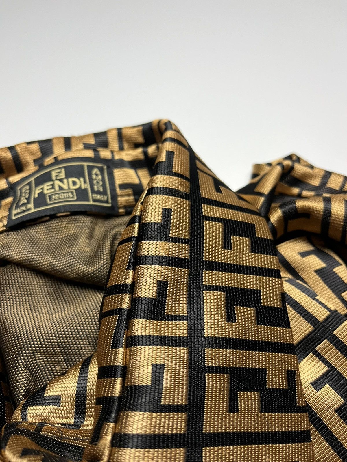 Fendi Vintage Fendi Zucca Monogram Shirt Size M / US 6-8 / IT 42-44 - 16 Thumbnail
