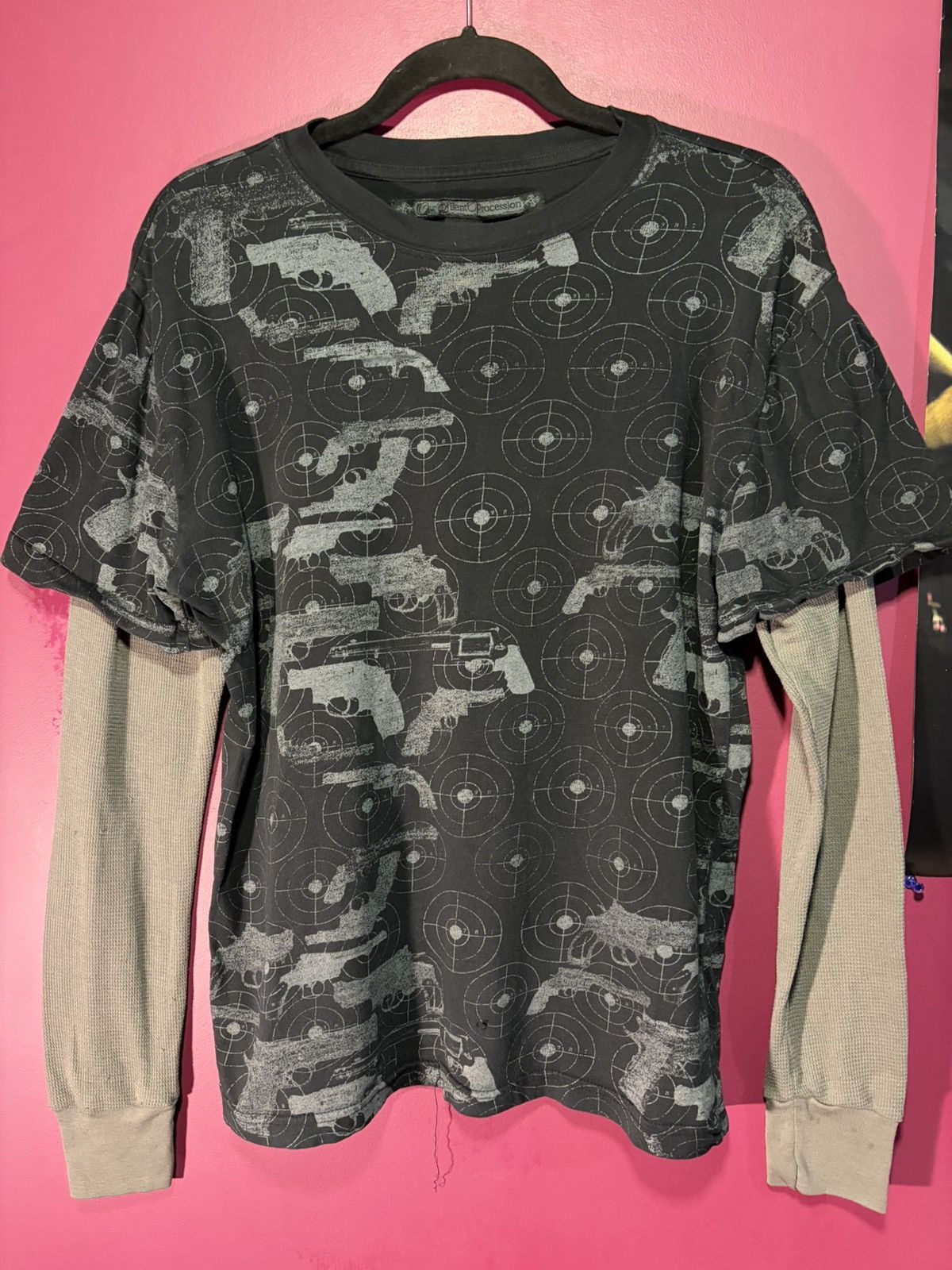 Supreme Our silent procession revolver long sleeve Size US M / EU 48-50 / 2 - 1 Thumbnail
