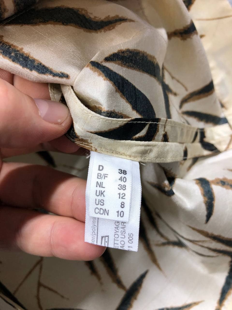 Louis Feraud Louis Feraud vintage womens blazer US 8 Size M / US 6-8 / IT 42-44 - 7 Thumbnail