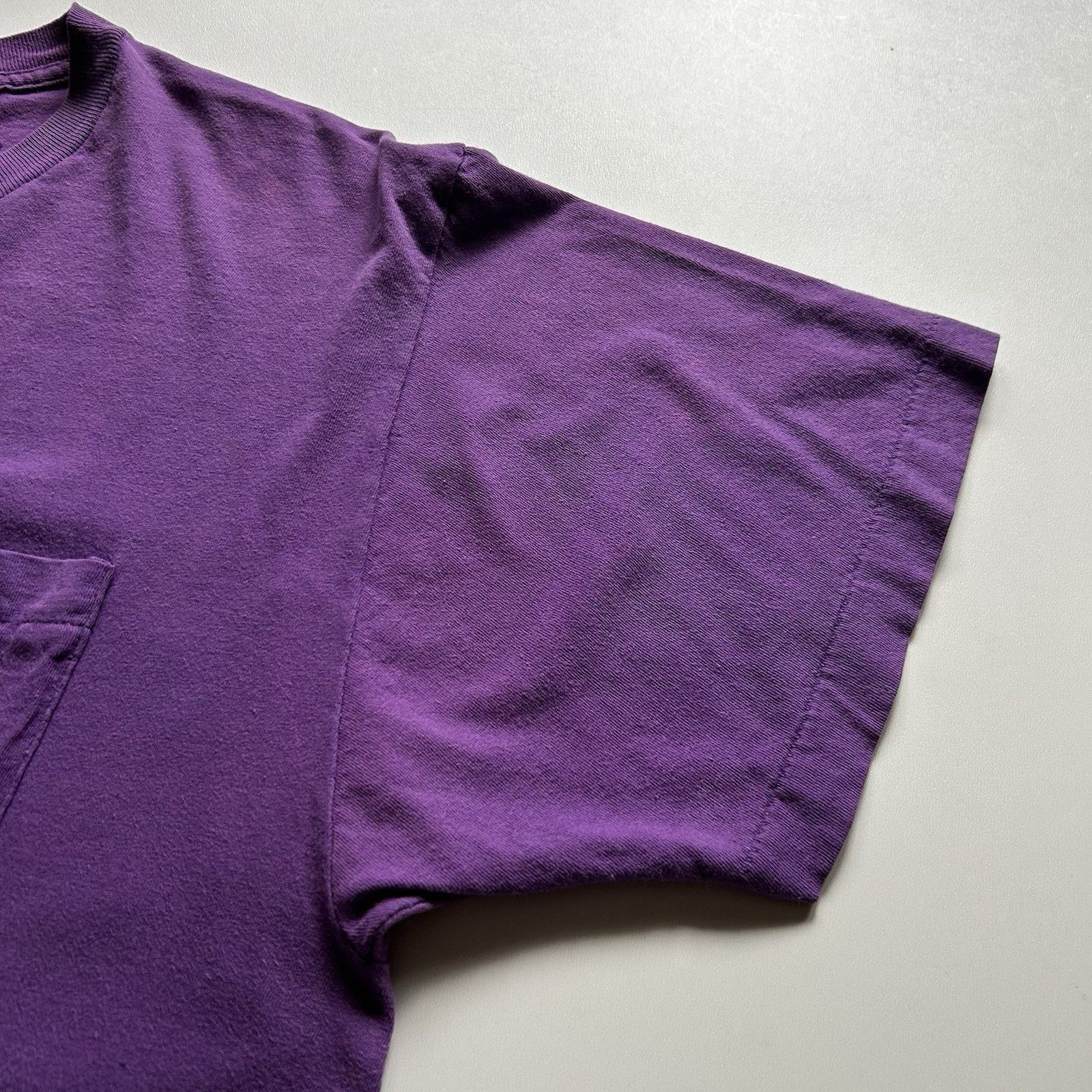 Vintage Vintage Sun Faded Purple Pocket T Shirt XL 90s Single Stitch Size US XL / EU 56 / 4 - 6 Thumbnail