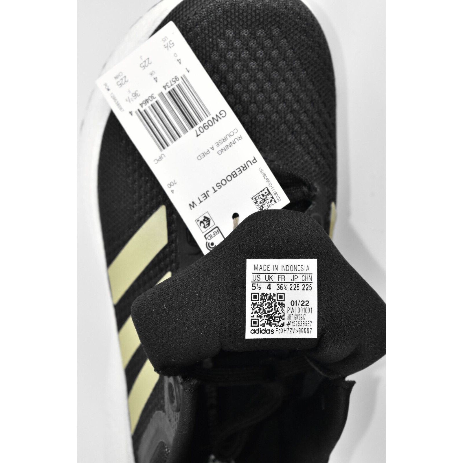 Adidas B5 NIB ADIDAS Pureboost Jet Black Running Shoes GW0907 5.5 Size US 5.5 / IT 35.5 - 6 Thumbnail