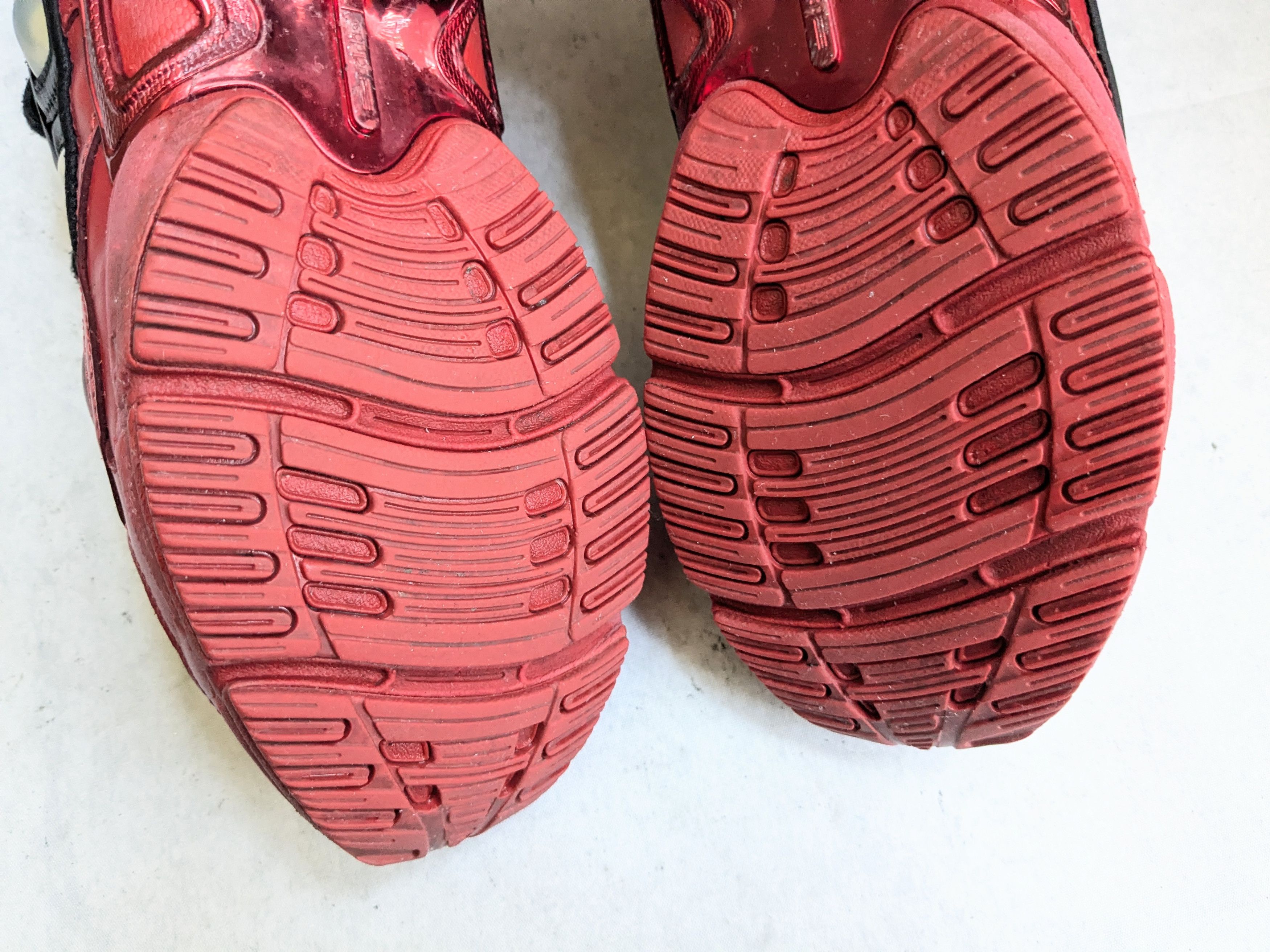 Raf Simons Adidas Raf Simons Ozweego 3 Black Scarlet Red DA8775 9.5 Size US 9.5 / EU 42-43 - 16 Thumbnail