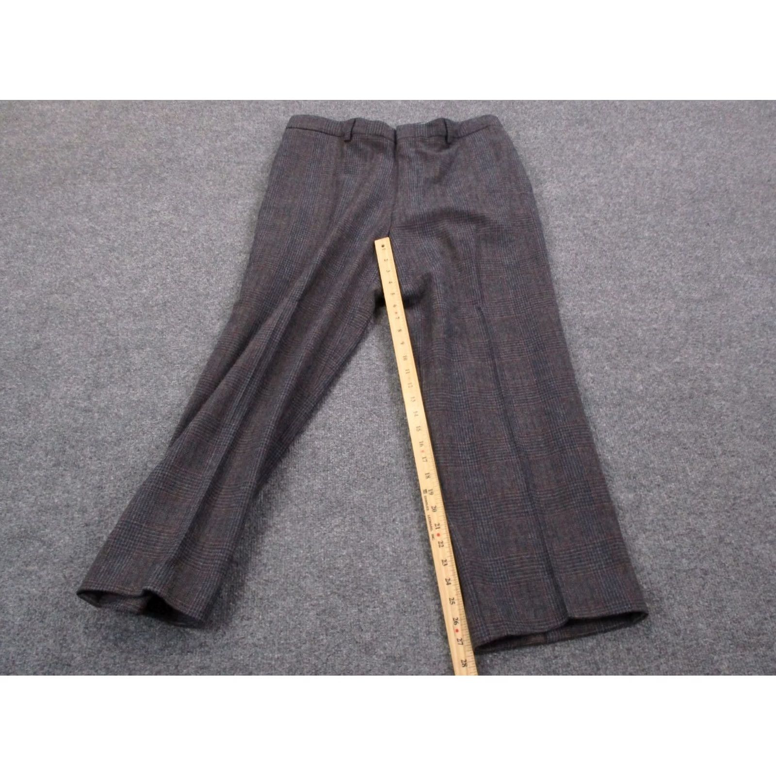 Pendleton Pendleton Pants Mens 38 Gray Wool Chino Vintage Brand: Pendleton Pants Men 38 Gray Wool Chino Vintage Size US 38 / EU 54 - 3 Thumbnail