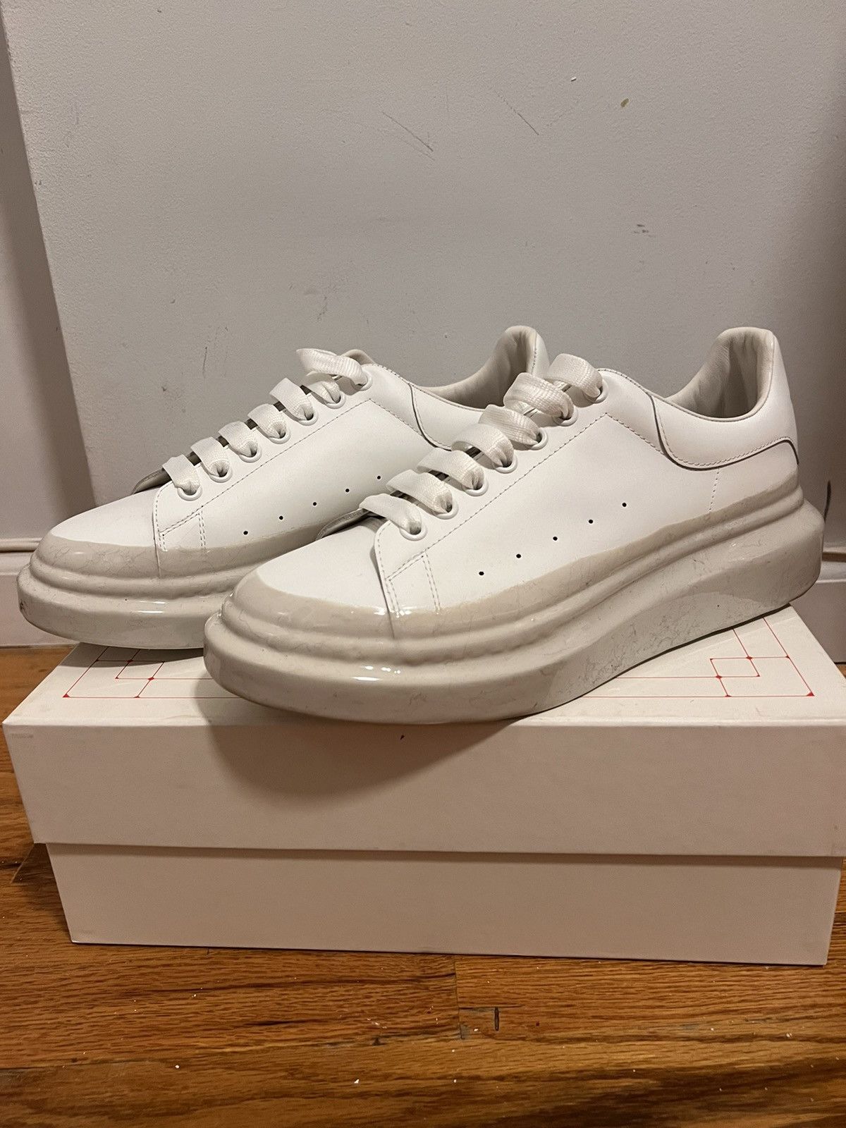 Alexander McQueen Alexander McQueen Larry - Dipped Band White / Ivory Size US 12 / EU 45 - 6 Thumbnail